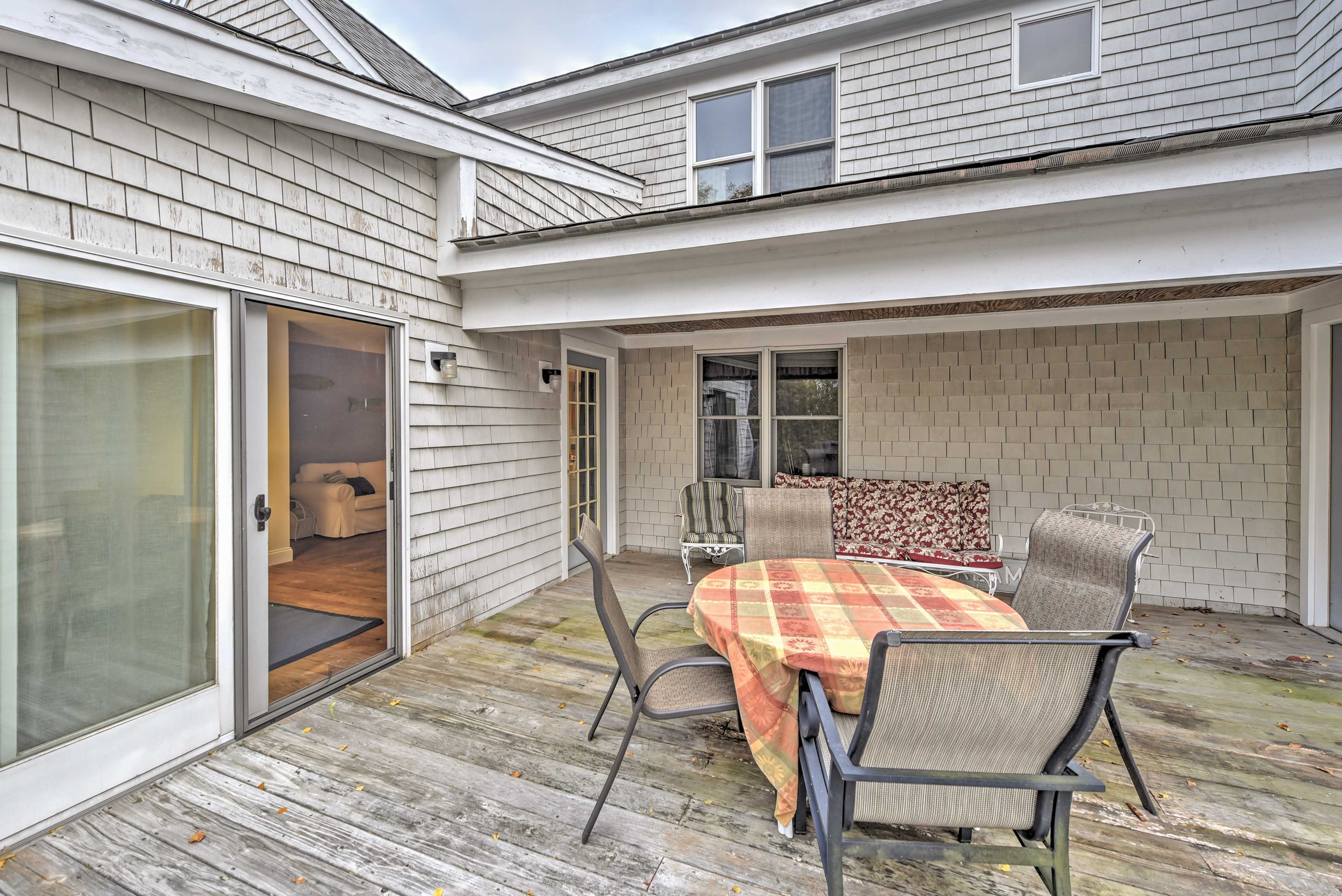Shared Deck