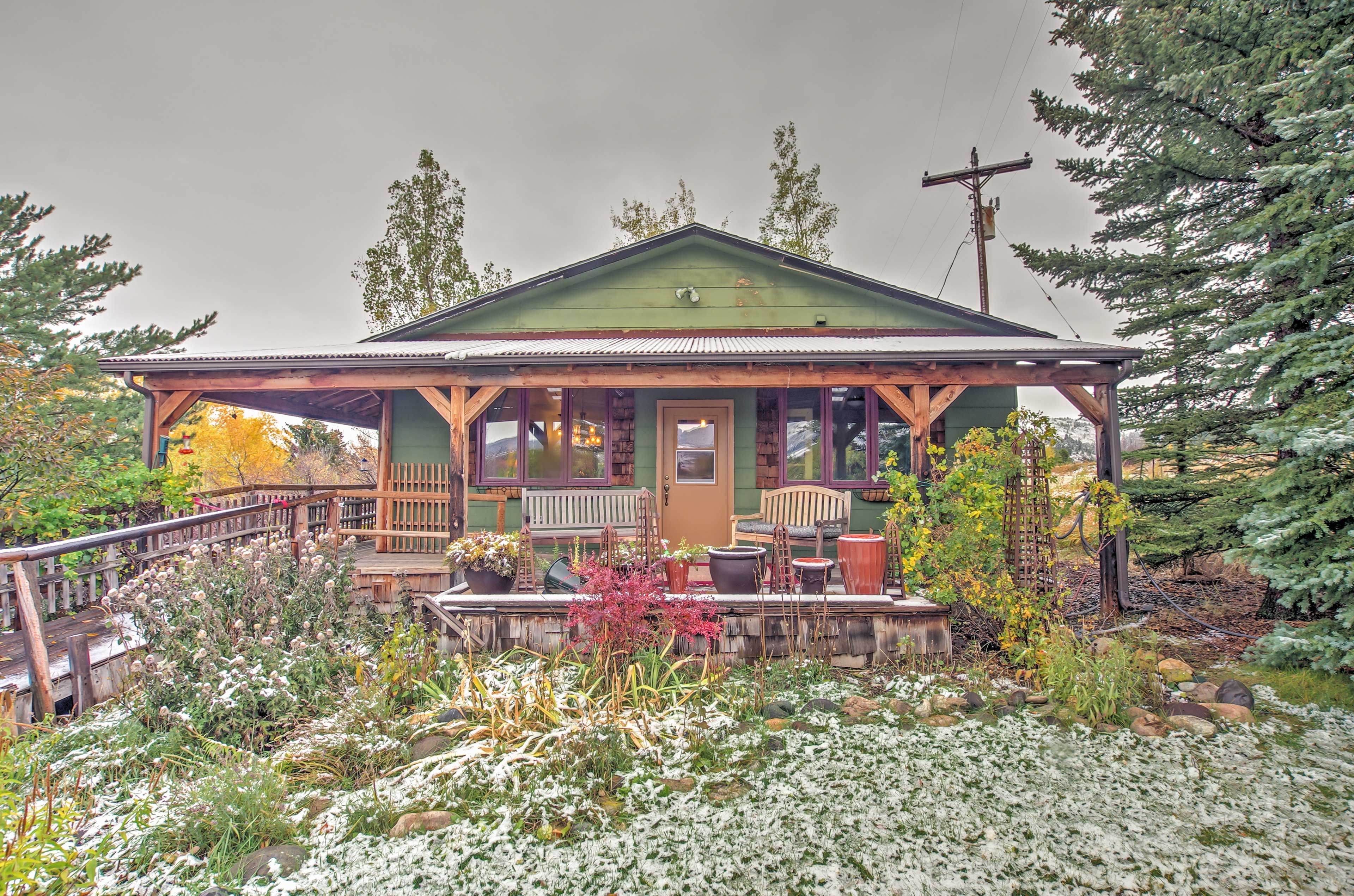 Exterior | Wraparound Deck