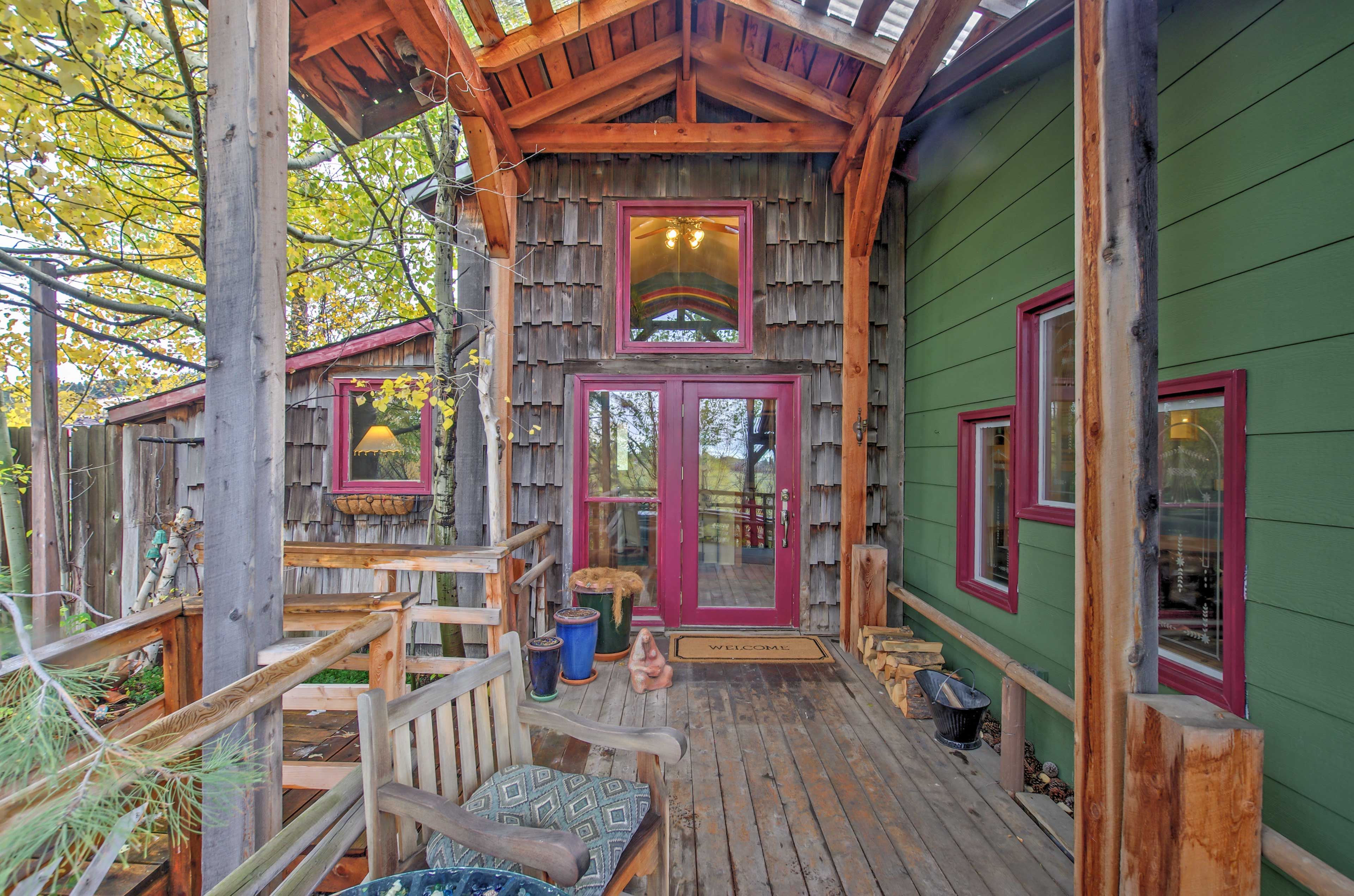 Wraparound Deck
