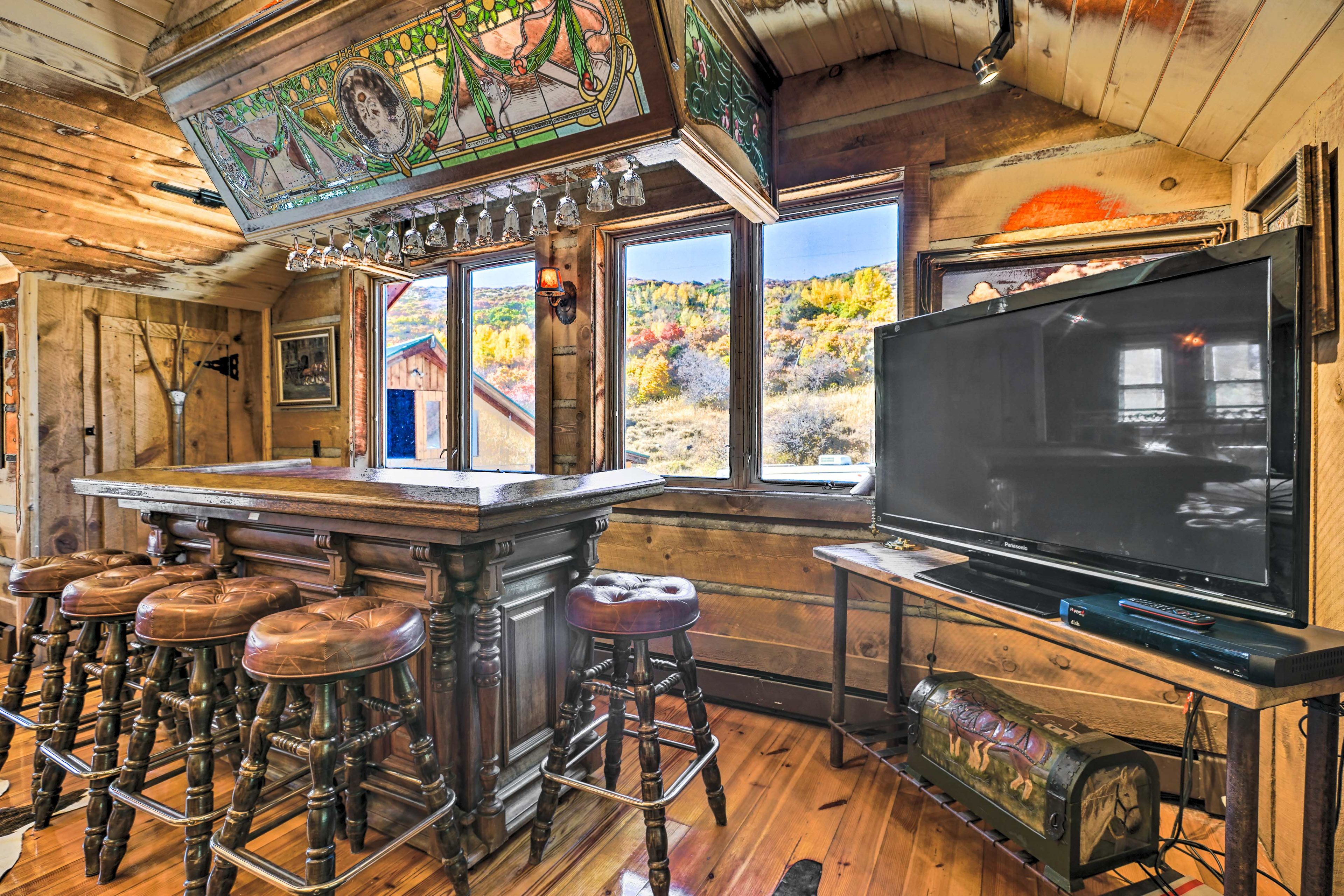 Bar Area | Antique Bar