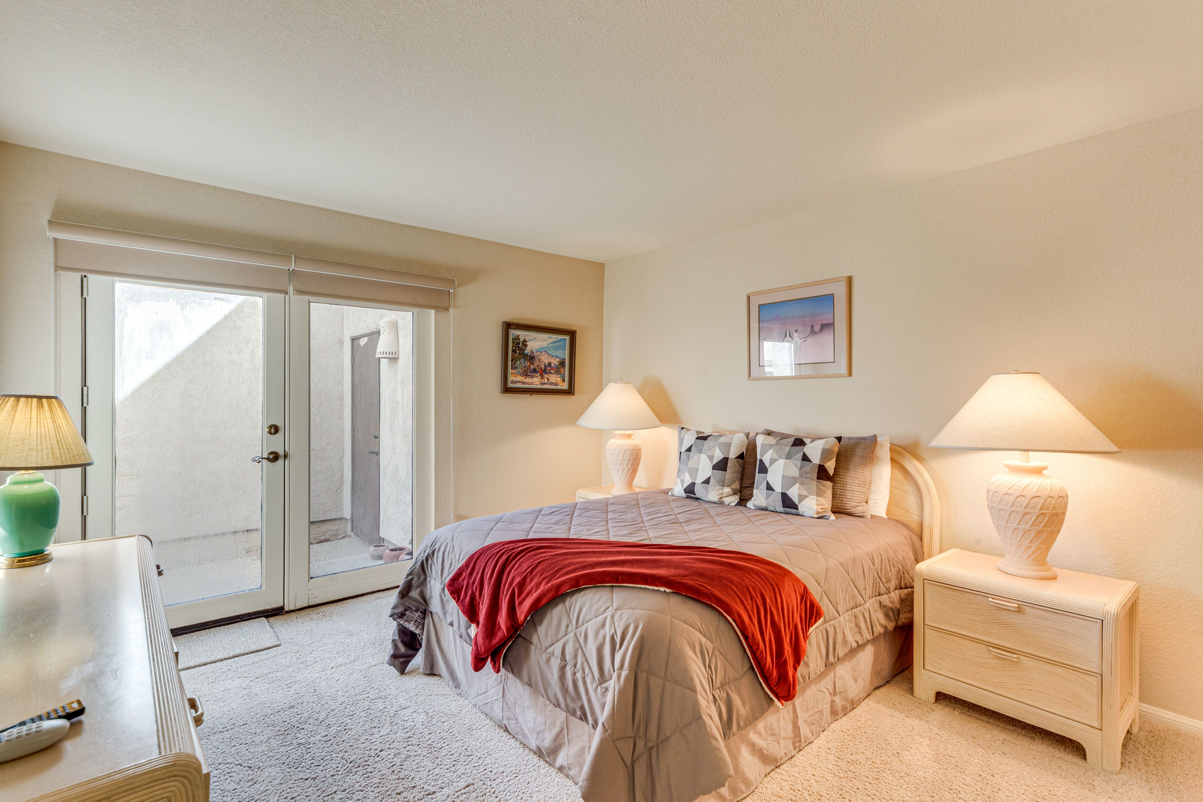 Bedroom 2 | Queen Bed | Twin Futon