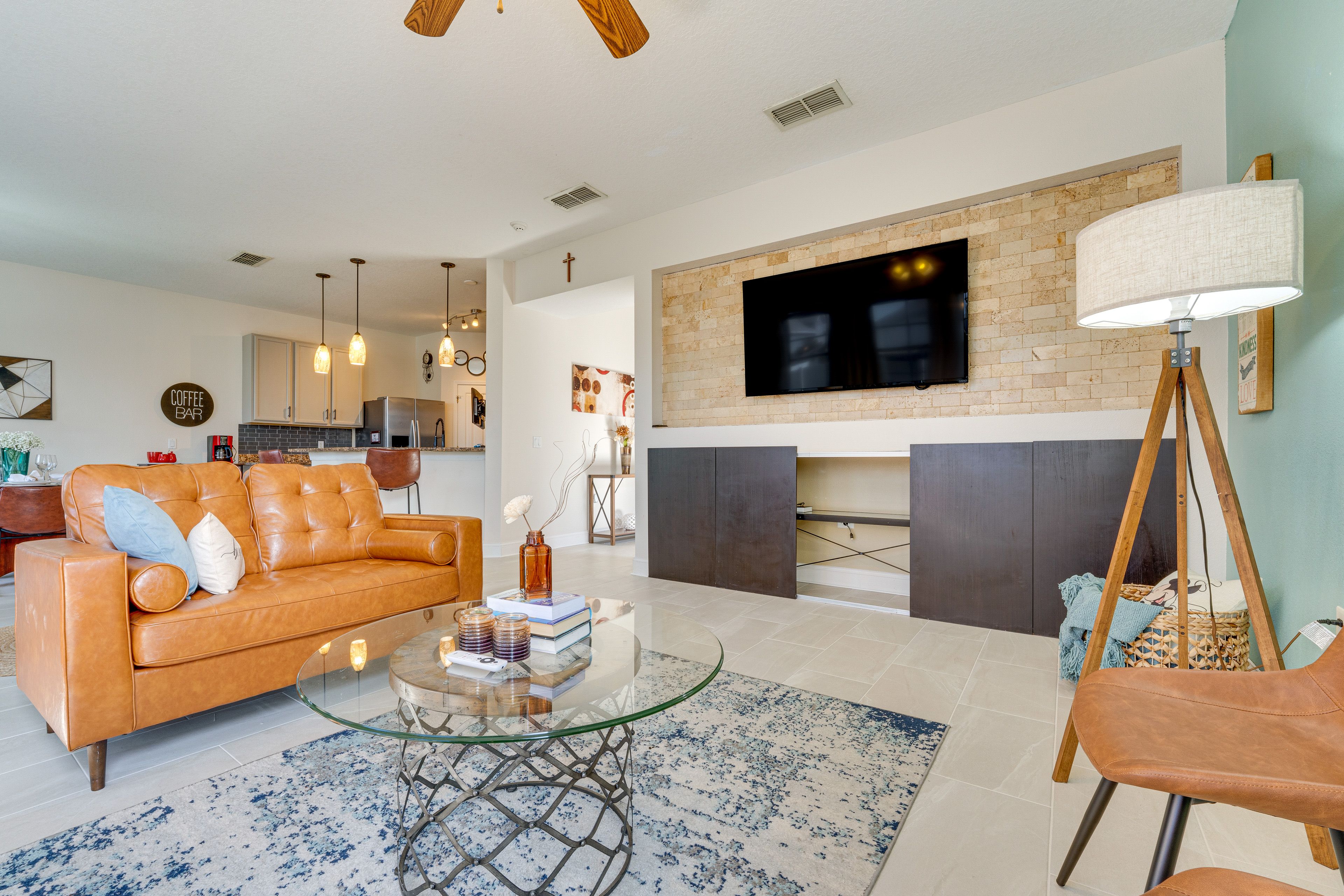 Living Room | Smart TV | Free WiFi | 1st Floor