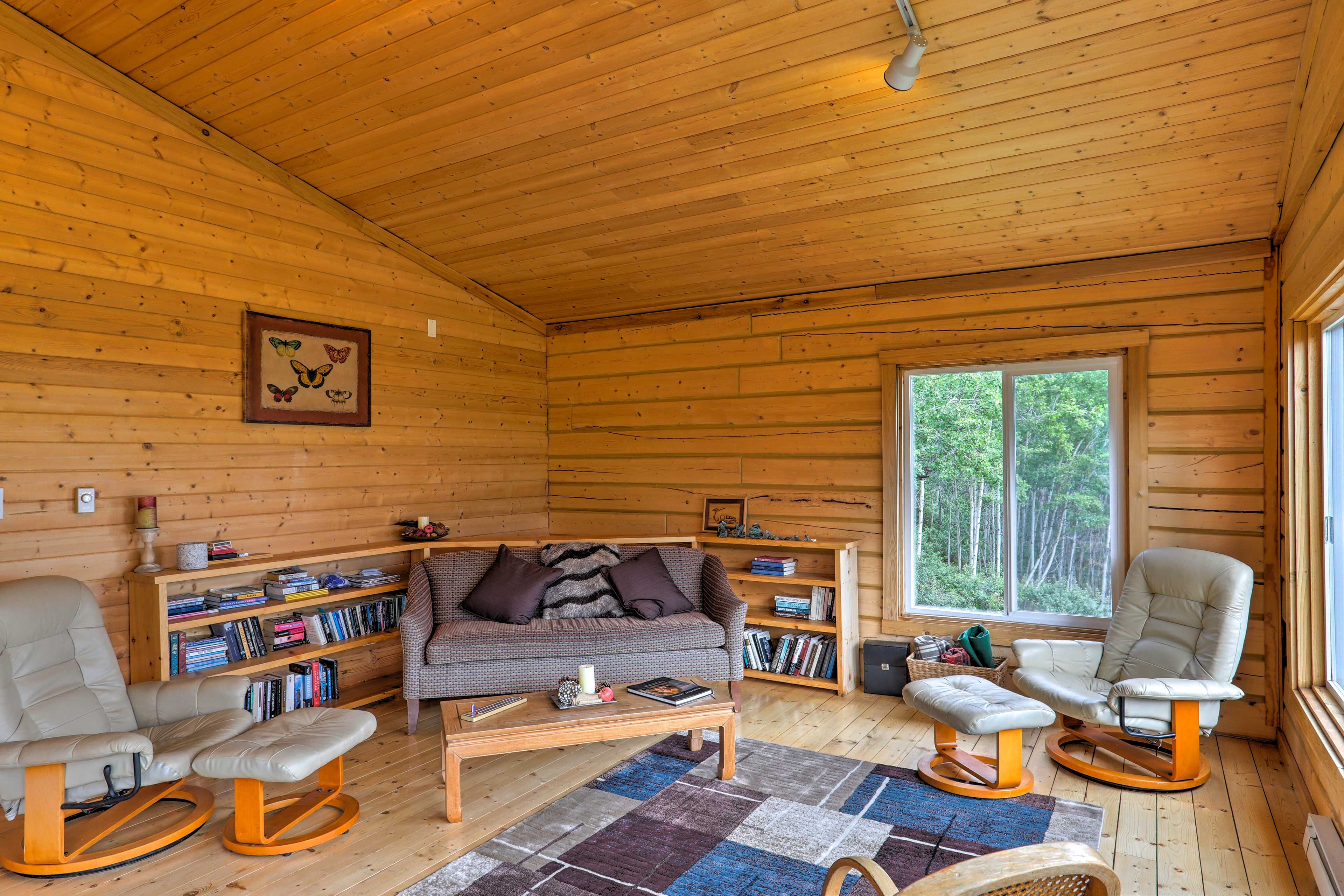 Living Room | Board Games