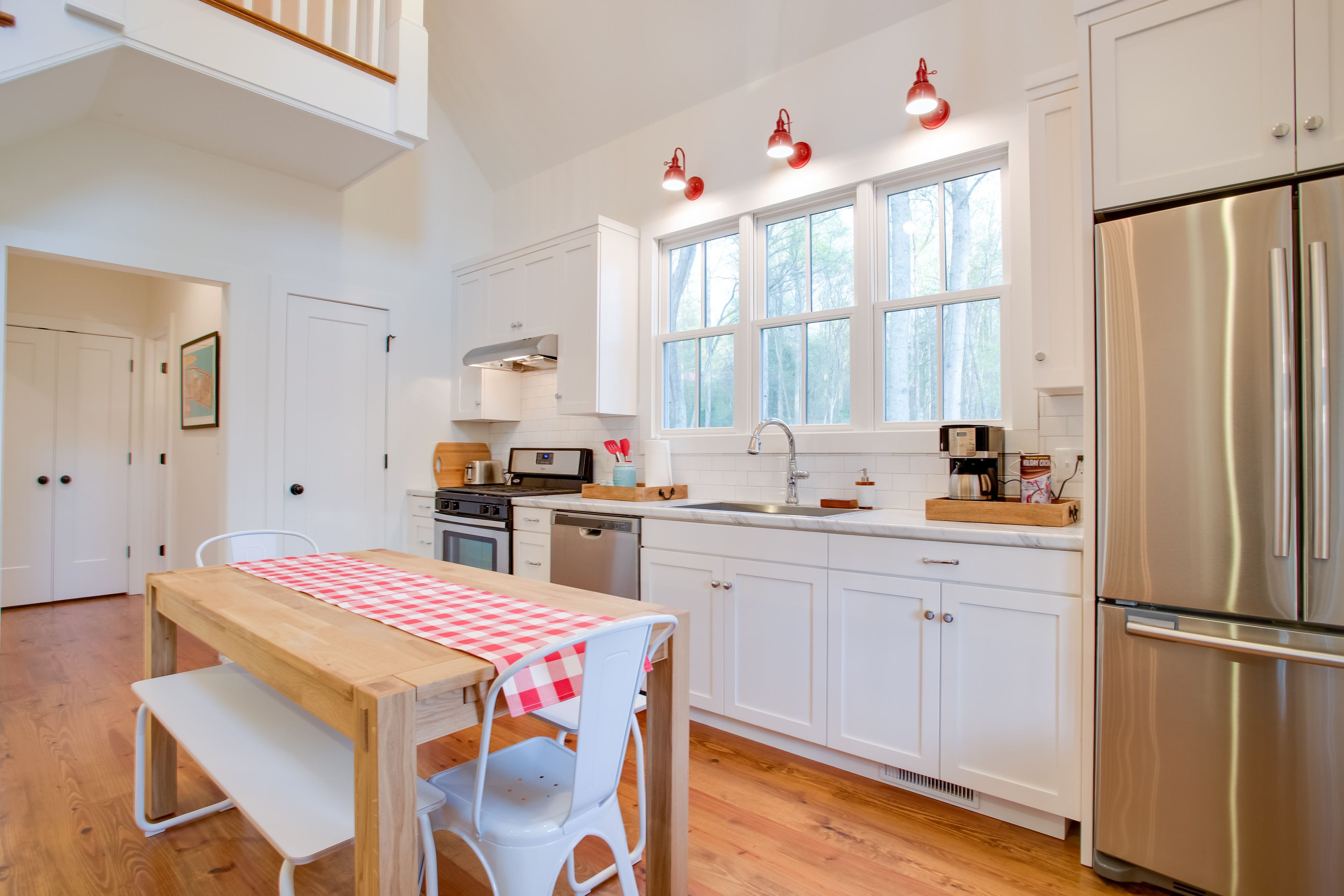 Dining Area | Dishes & Flatware