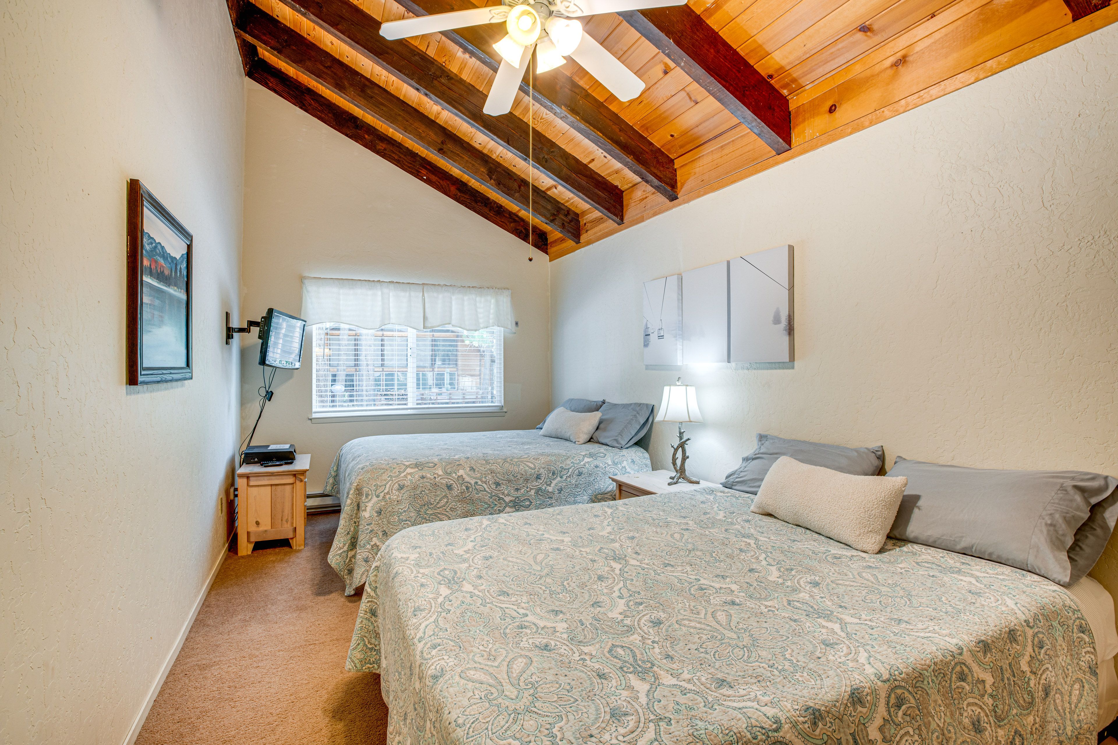 Bedroom 3 | 2 Queen Beds