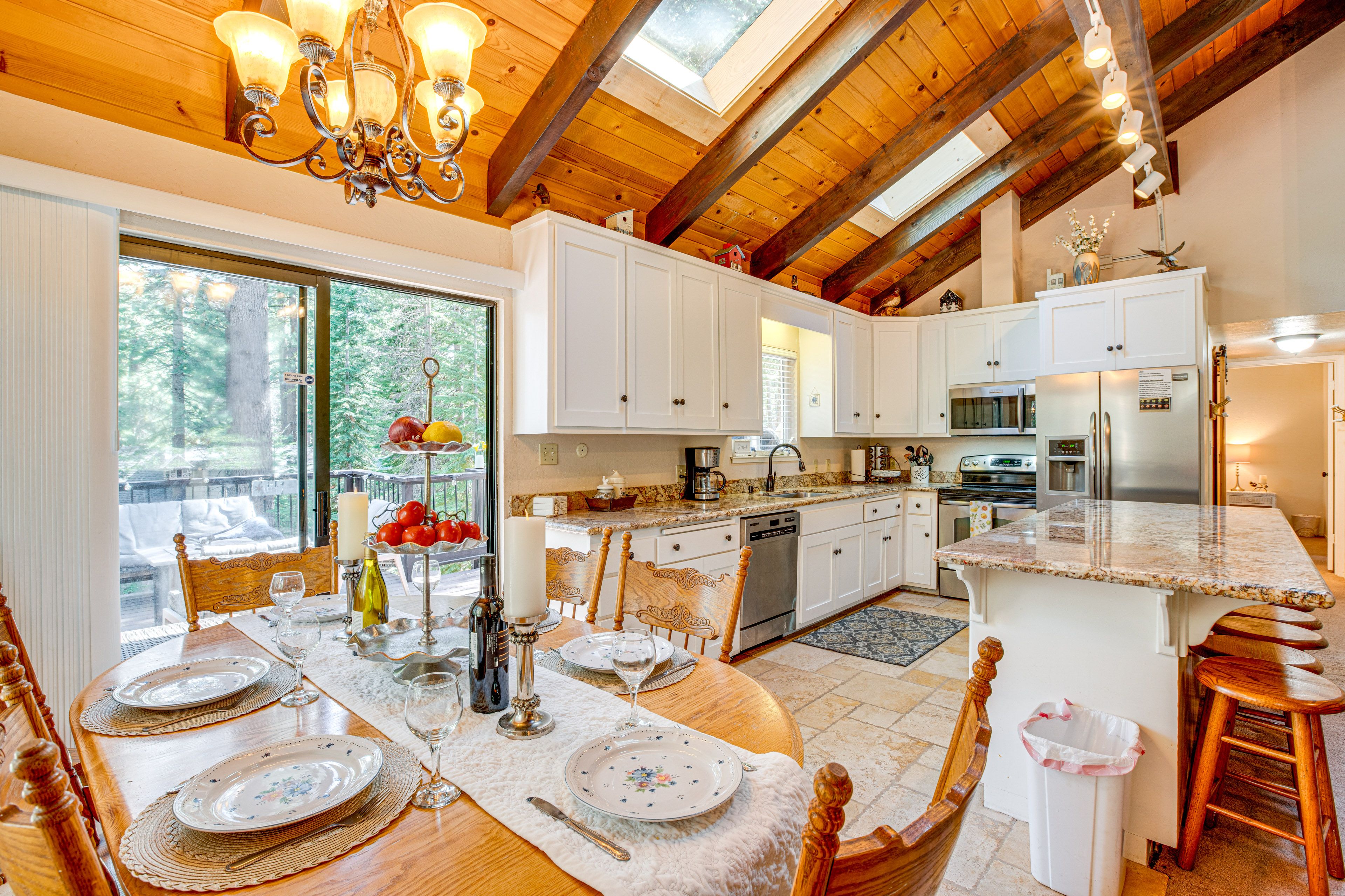 Dining Space | Dishware & Flatware Provided