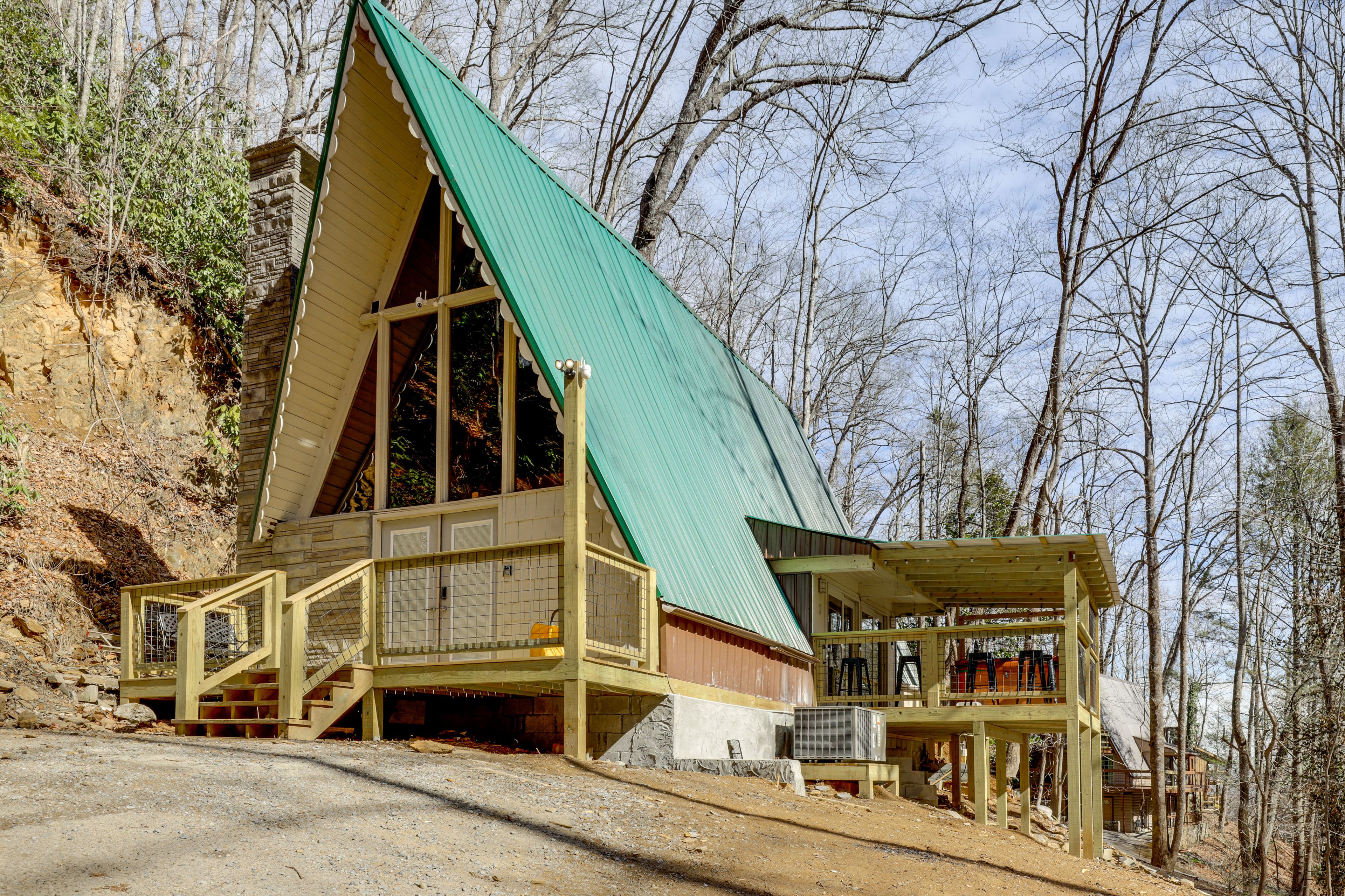 Driveway (2 vehicles)