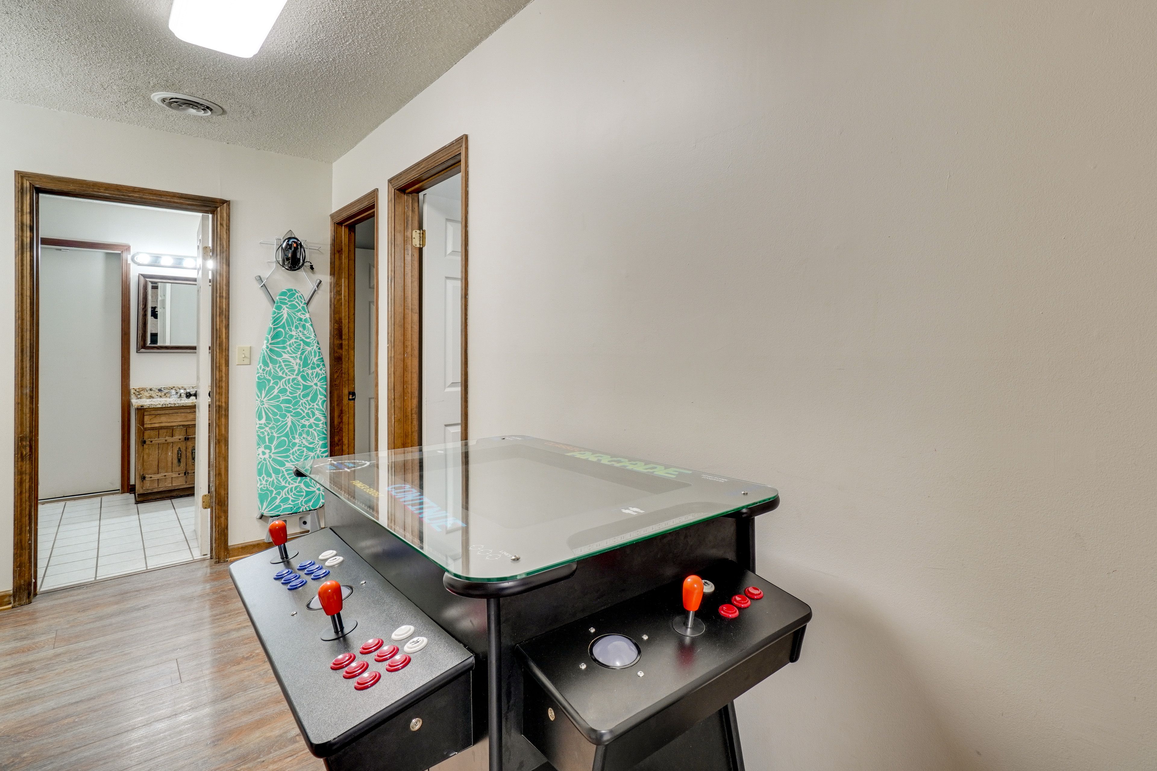 Hallway | Arcade Game (Currently Unavailable)