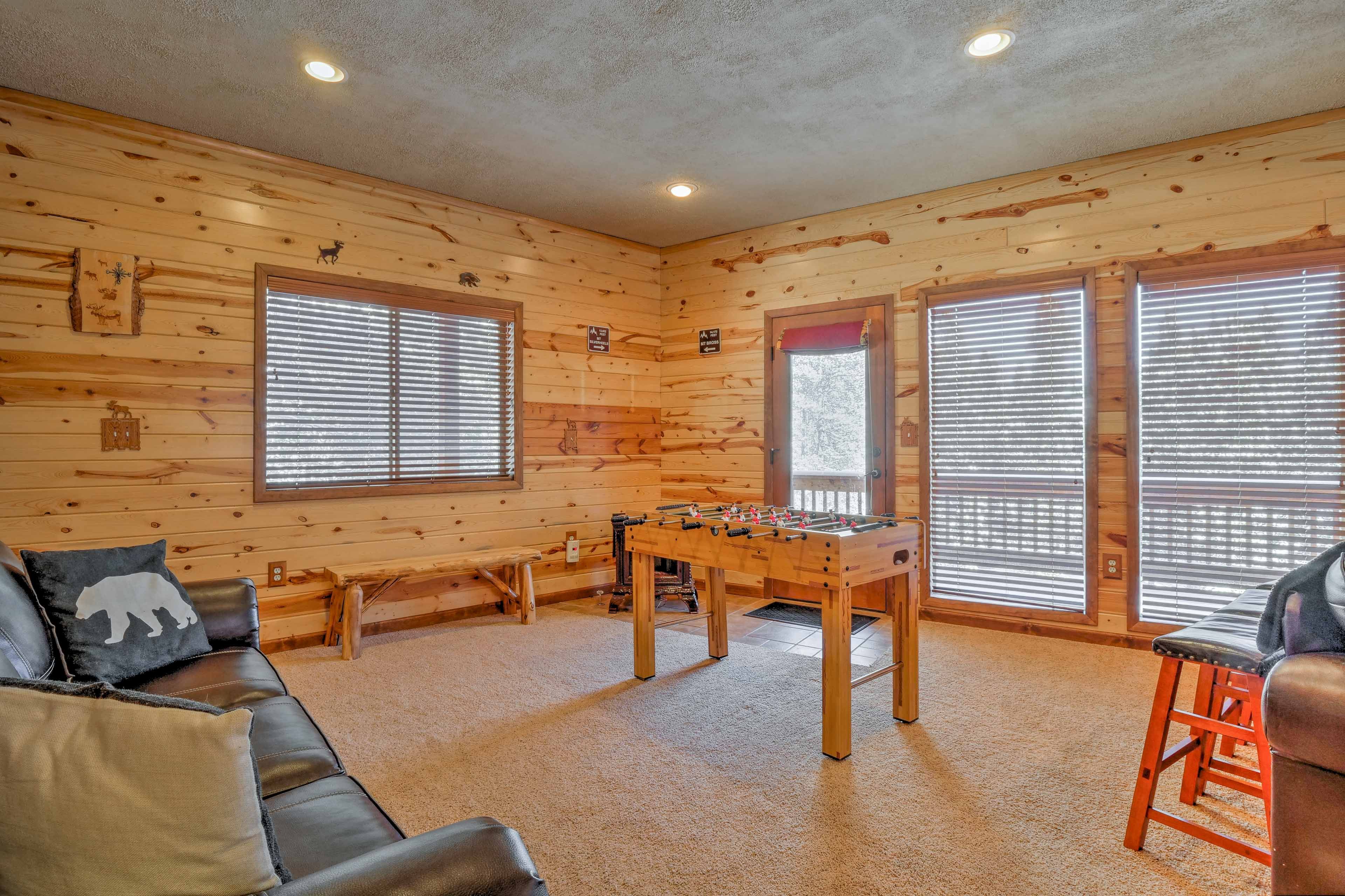 Game Room | Foosball Table | TV Area | Wet Bar