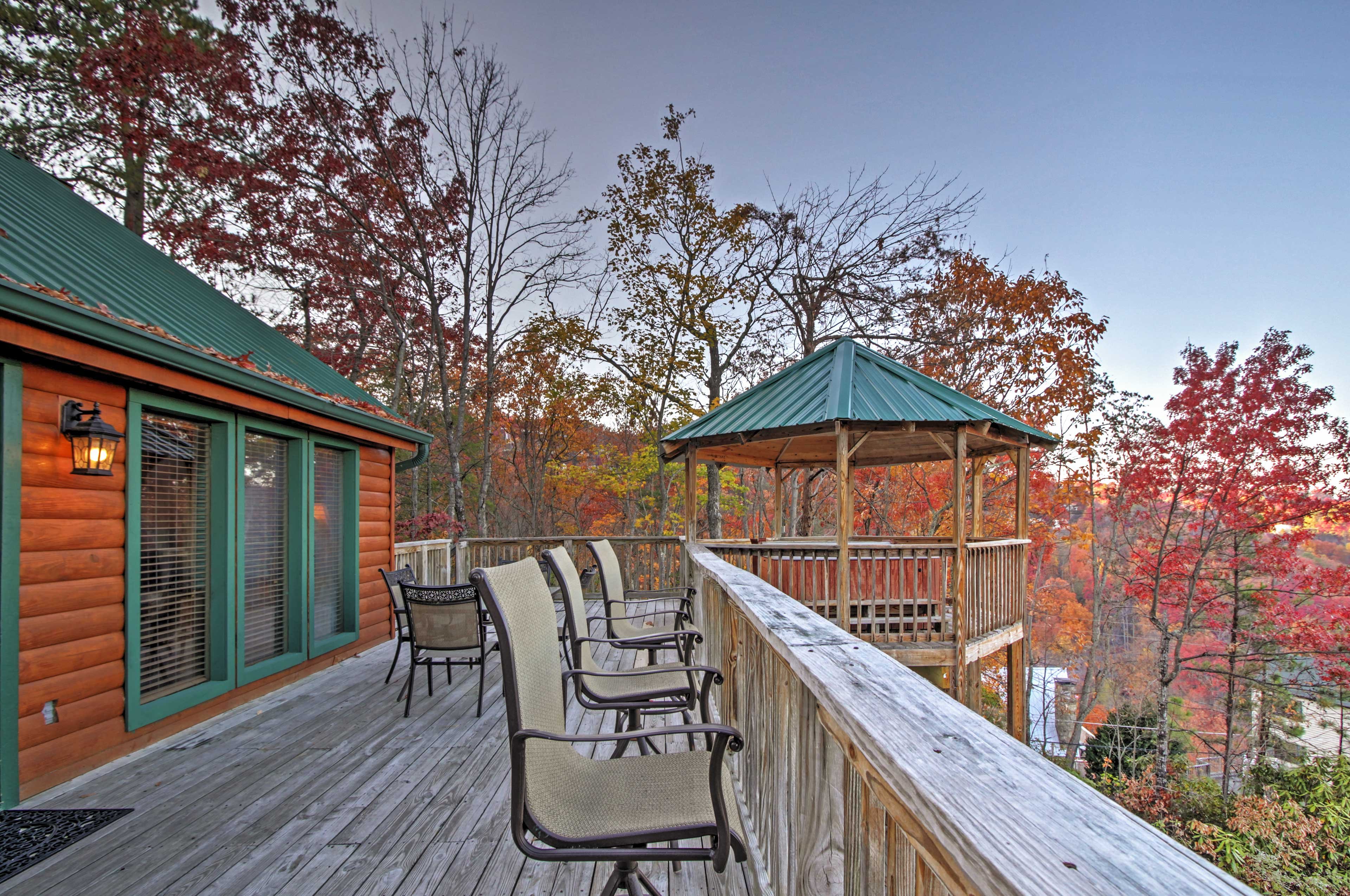Spacious Deck | 3 Stories | Free WiFi | 1 Exterior Security Camera (Facing Out)