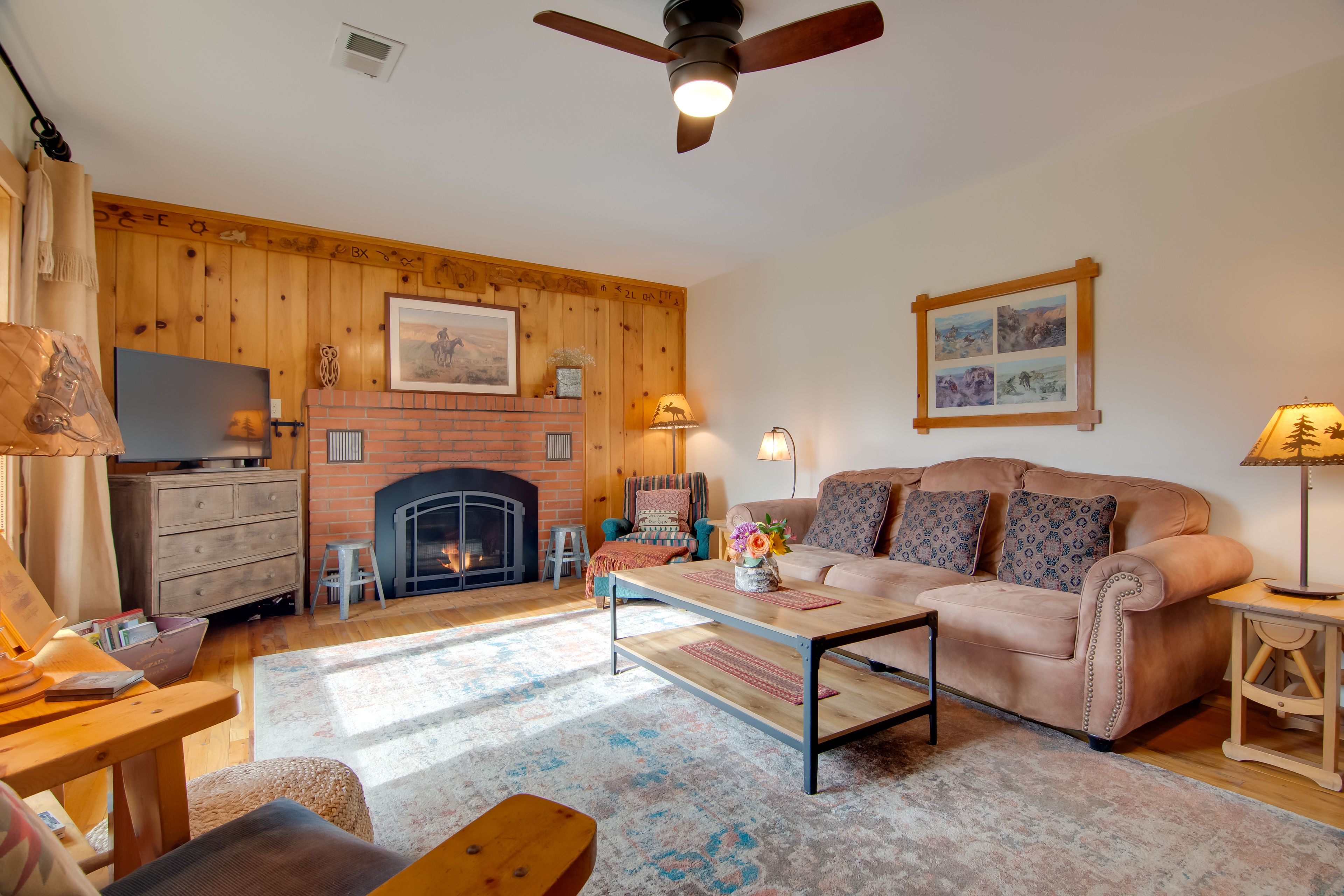 Estes Park Vacation Rental | 3BR | 1BA | 900 Sq Ft | 1 Step for Entry