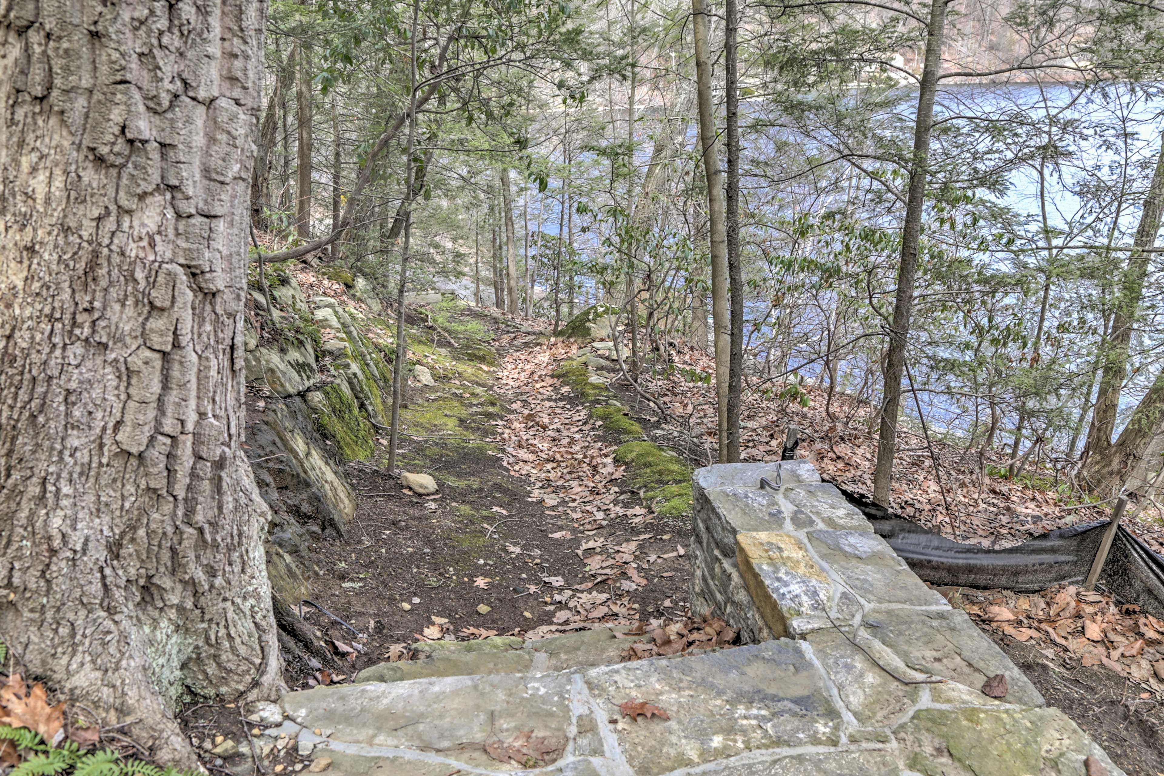 Lake Access