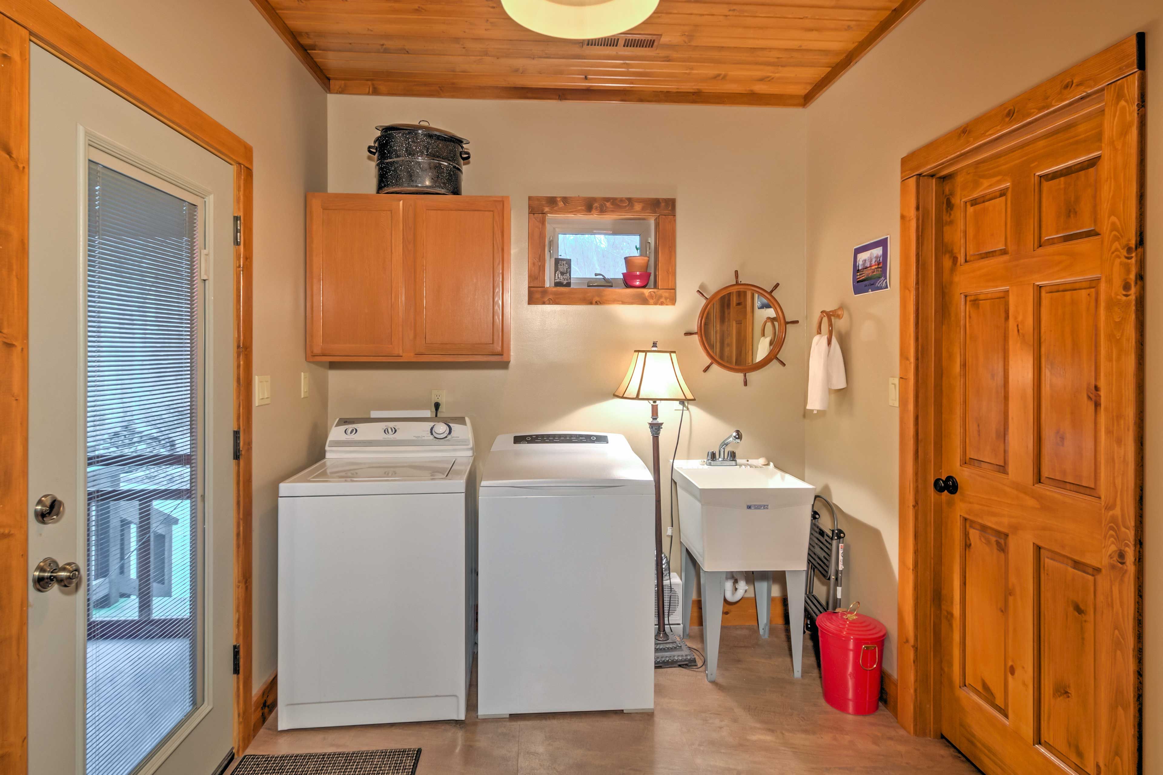 Laundry Room | Linens & Towels Provided