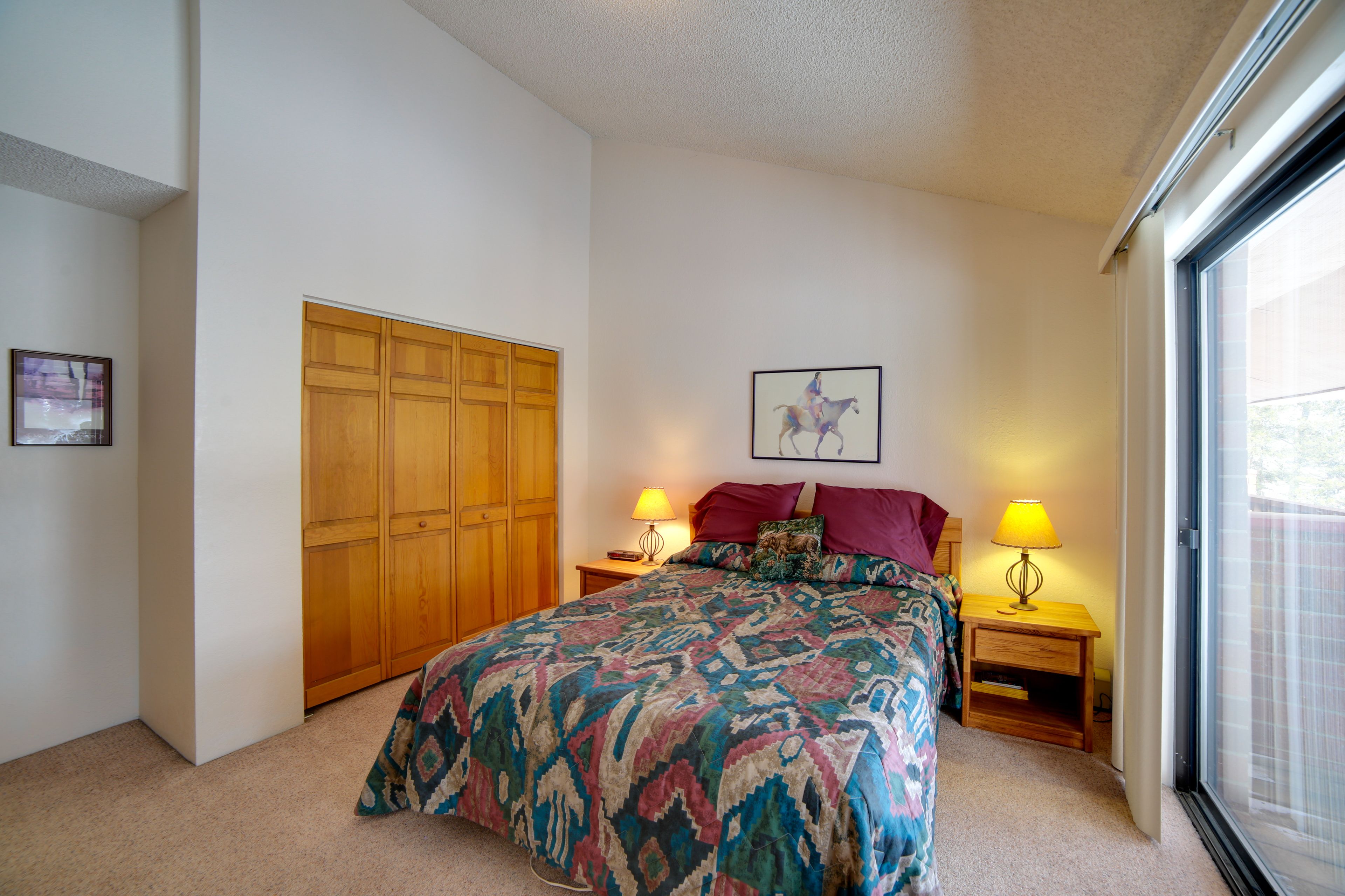 Bedroom 2 | Queen Bed