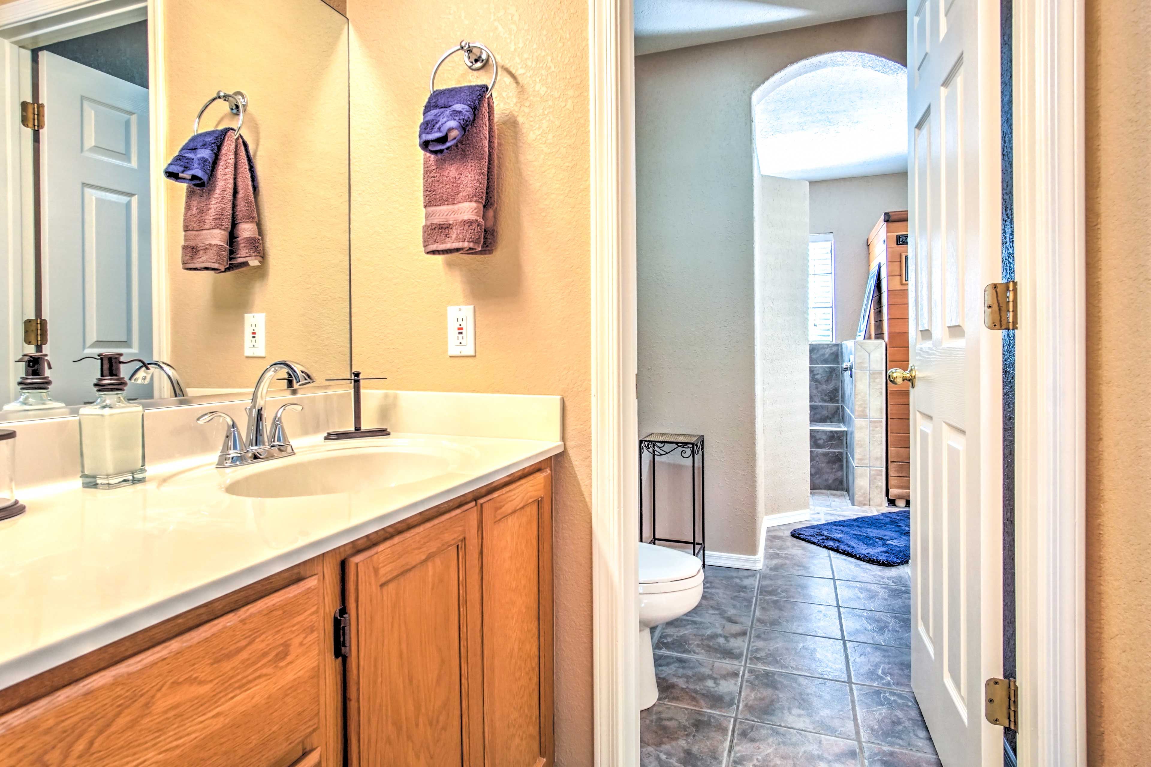 En-Suite Bathroom | Natural Light