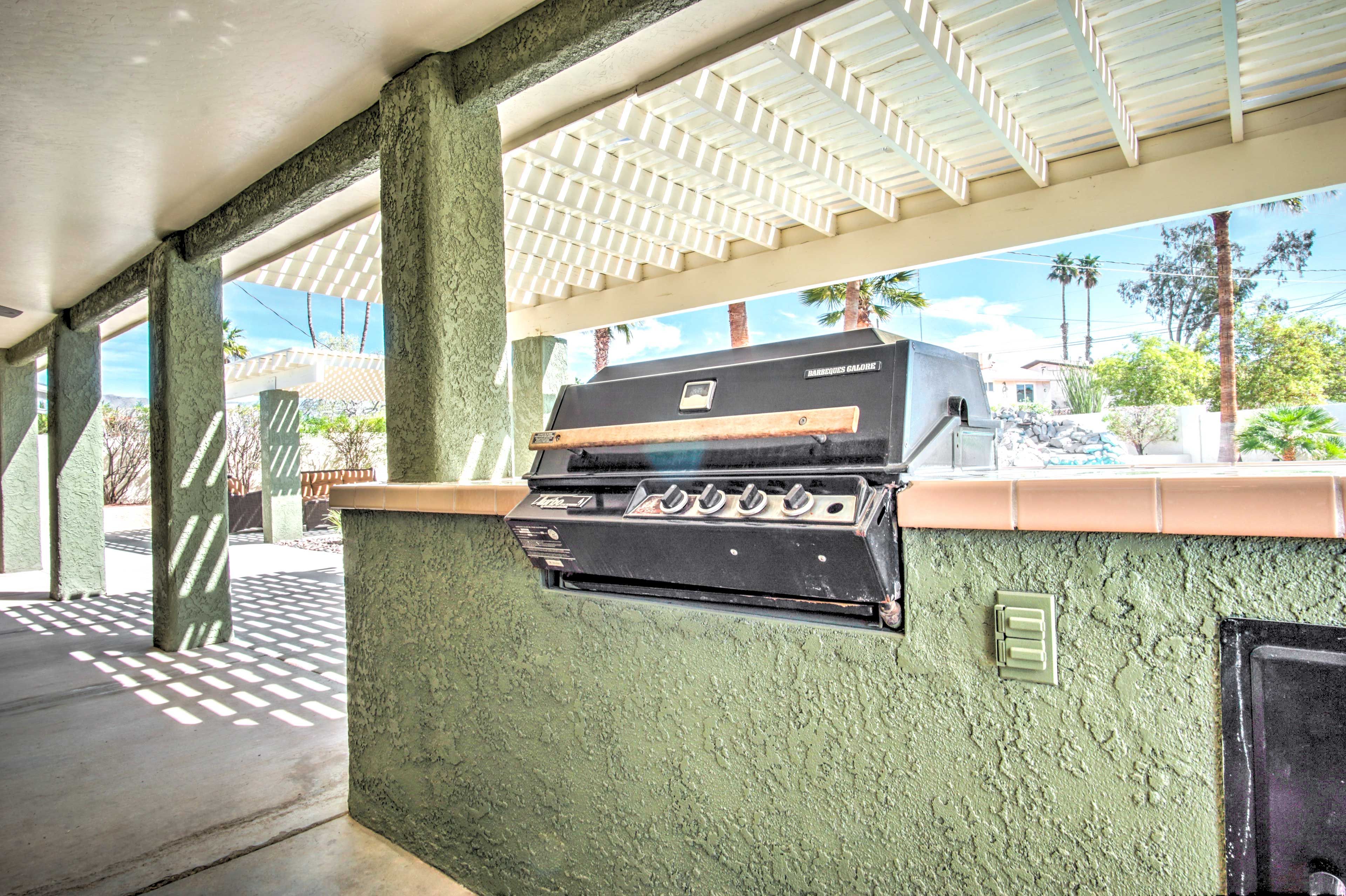 Covered Patio | Dining Set