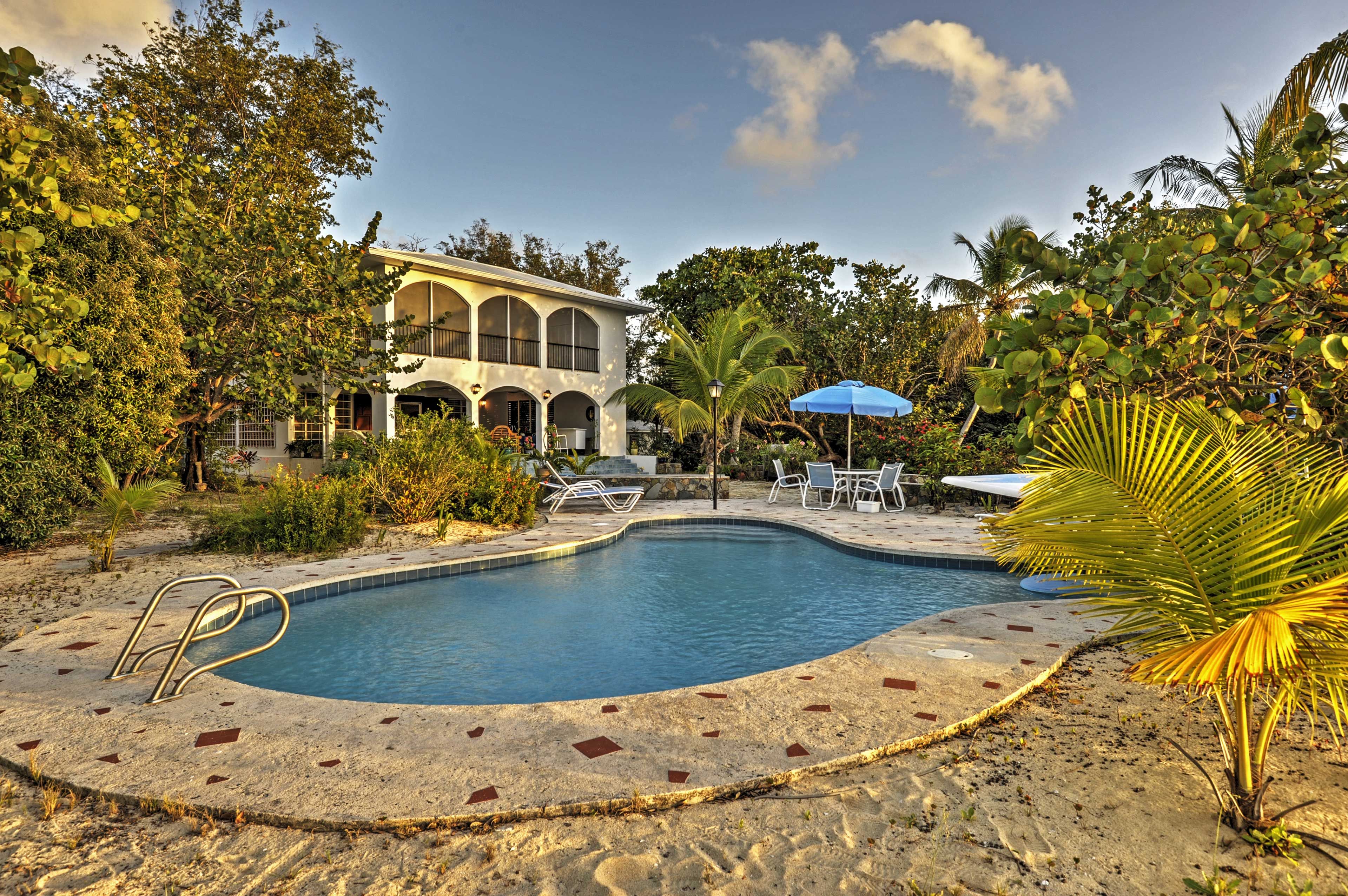 Oceanfront Patio & Pool