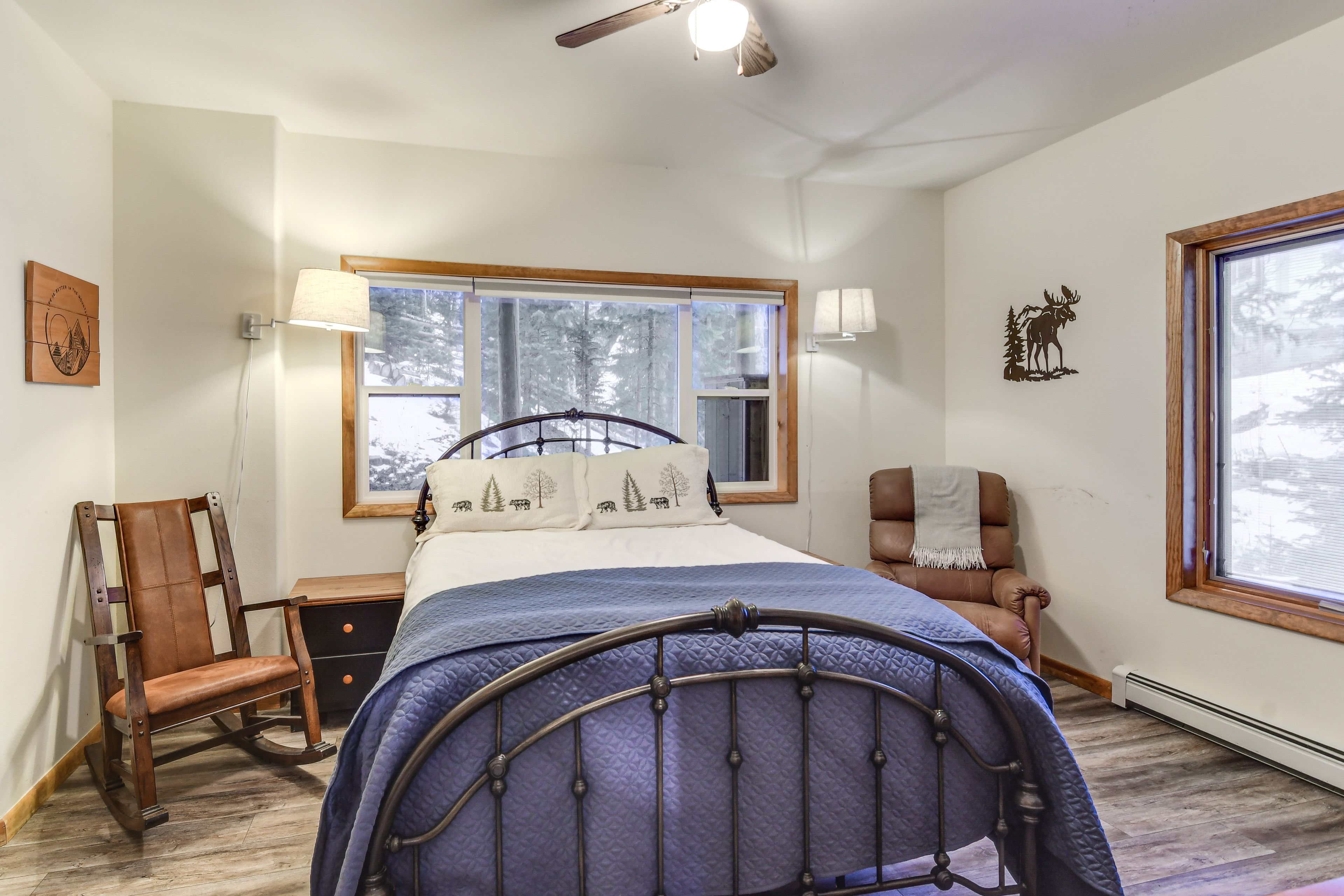 Bedroom 2 | Queen Bed | Lower Level