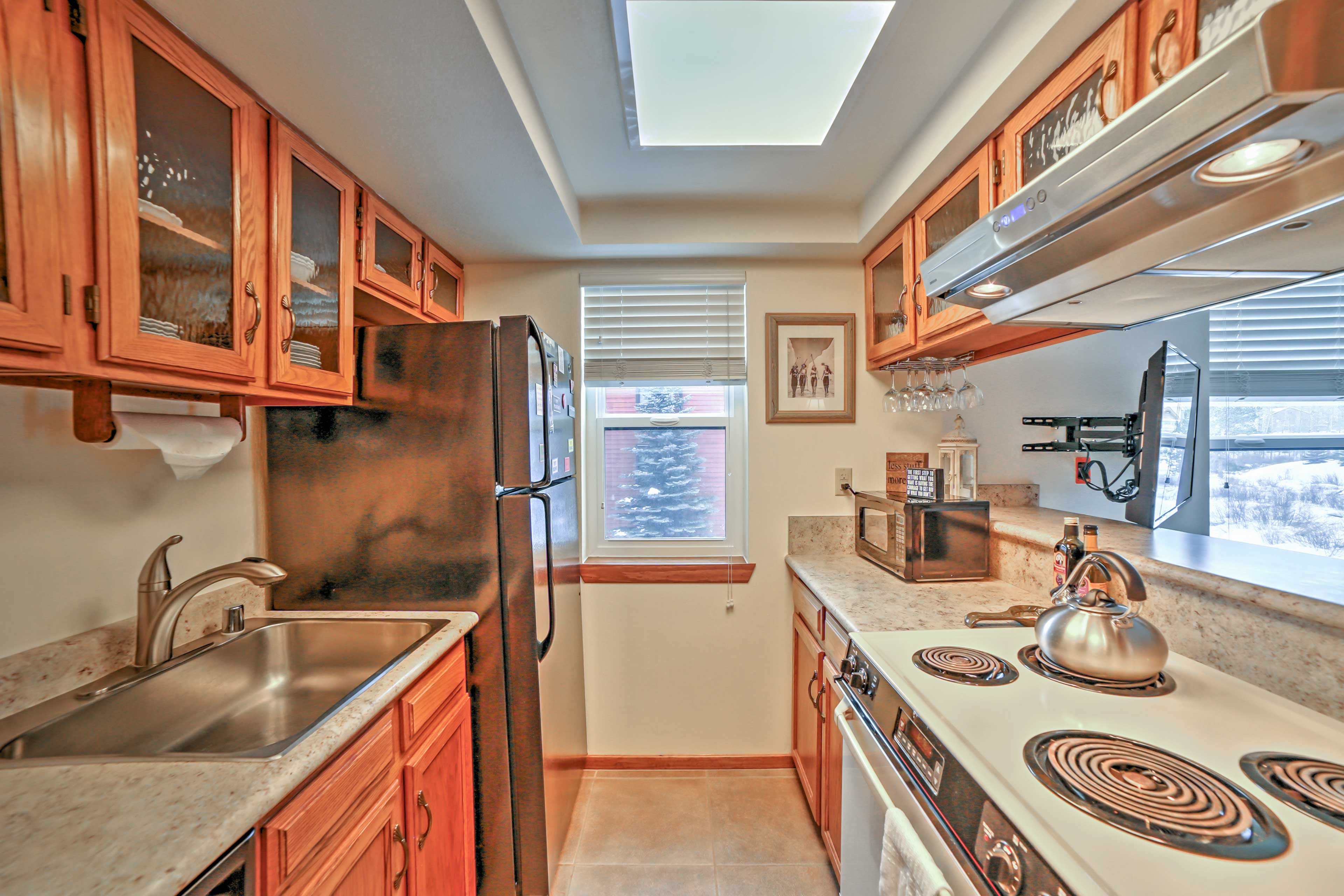 You'll find all of the necessary cookware in the quaint kitchen.