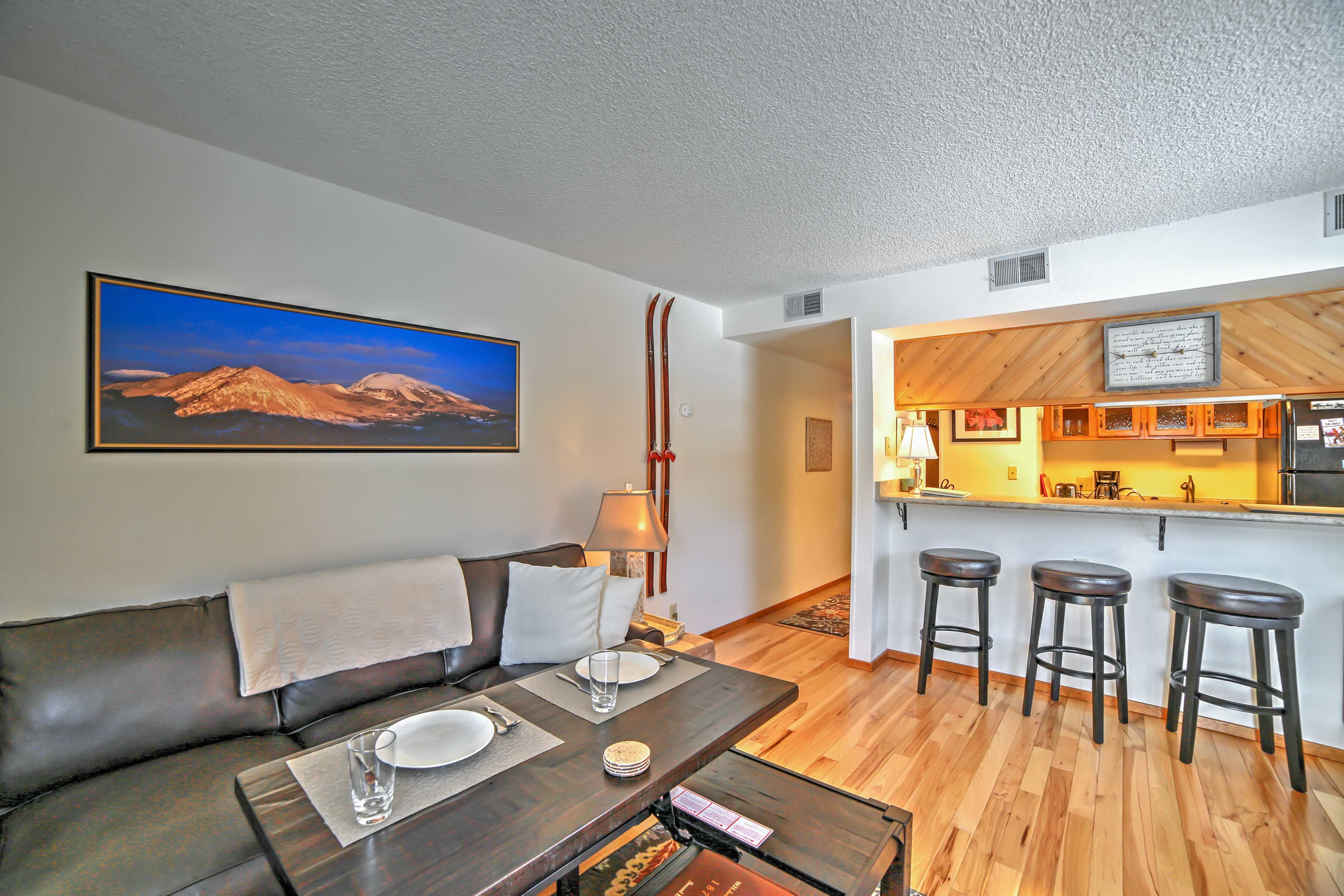 The open floor plan makes it easy to socialize.