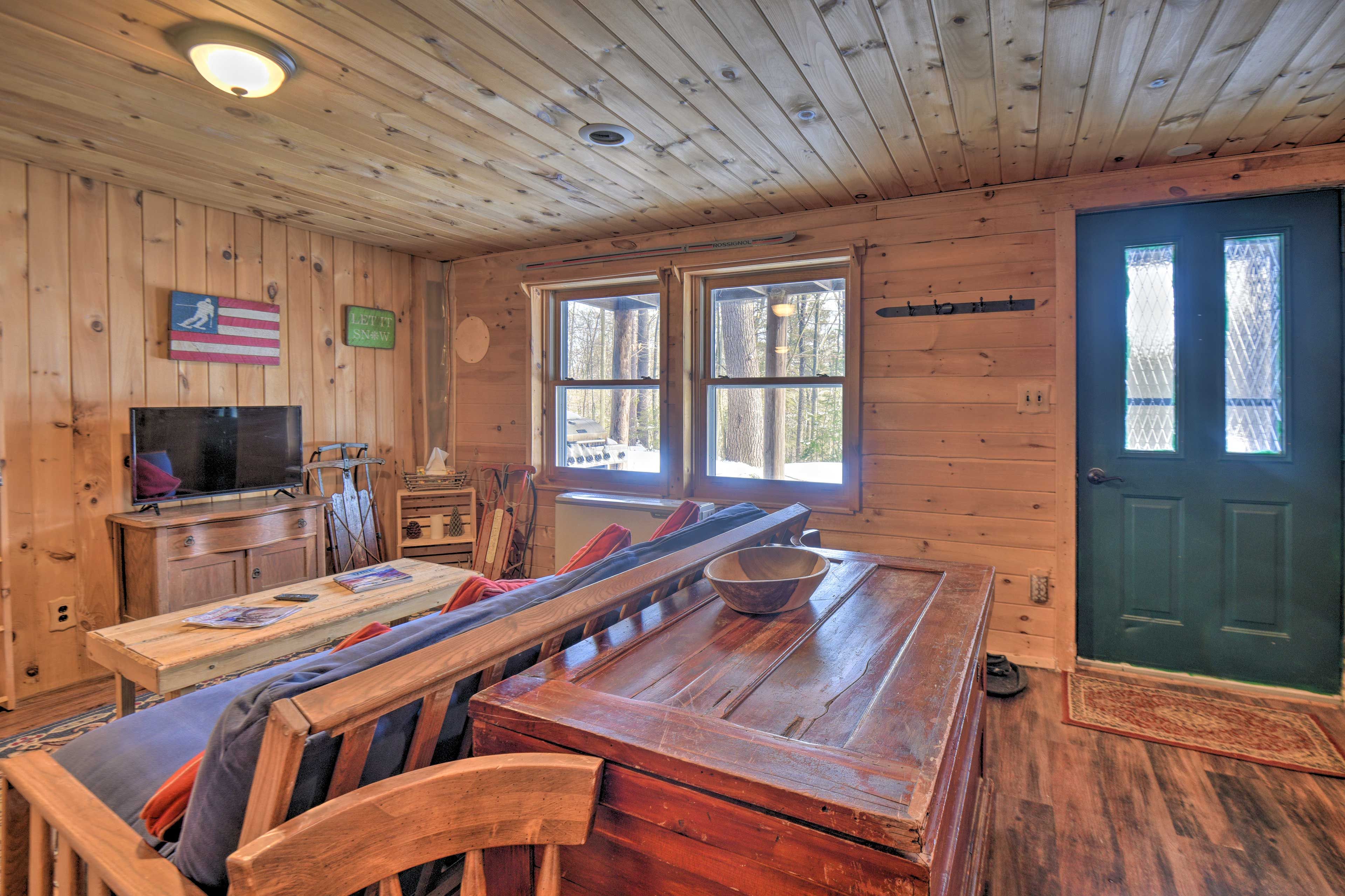 Basement | Full Futon | Game Room