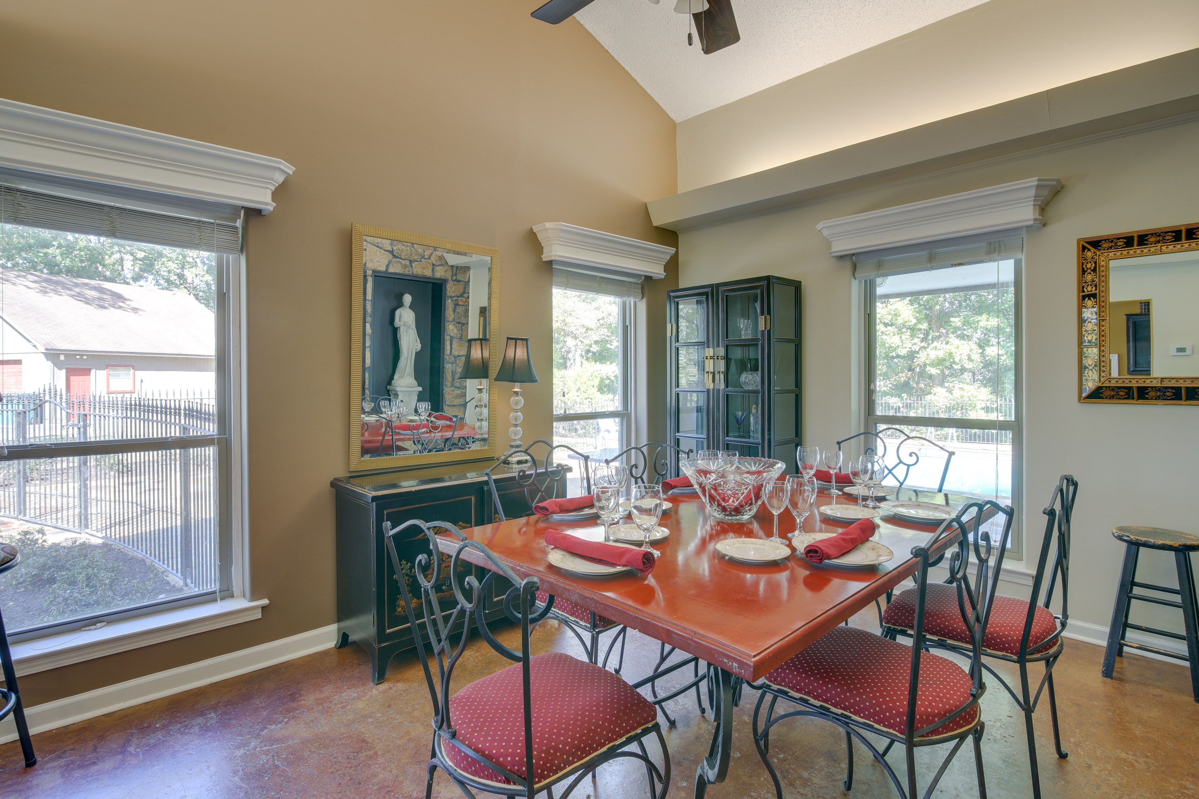 Formal Dining Table | Dishware & Flatware Provided