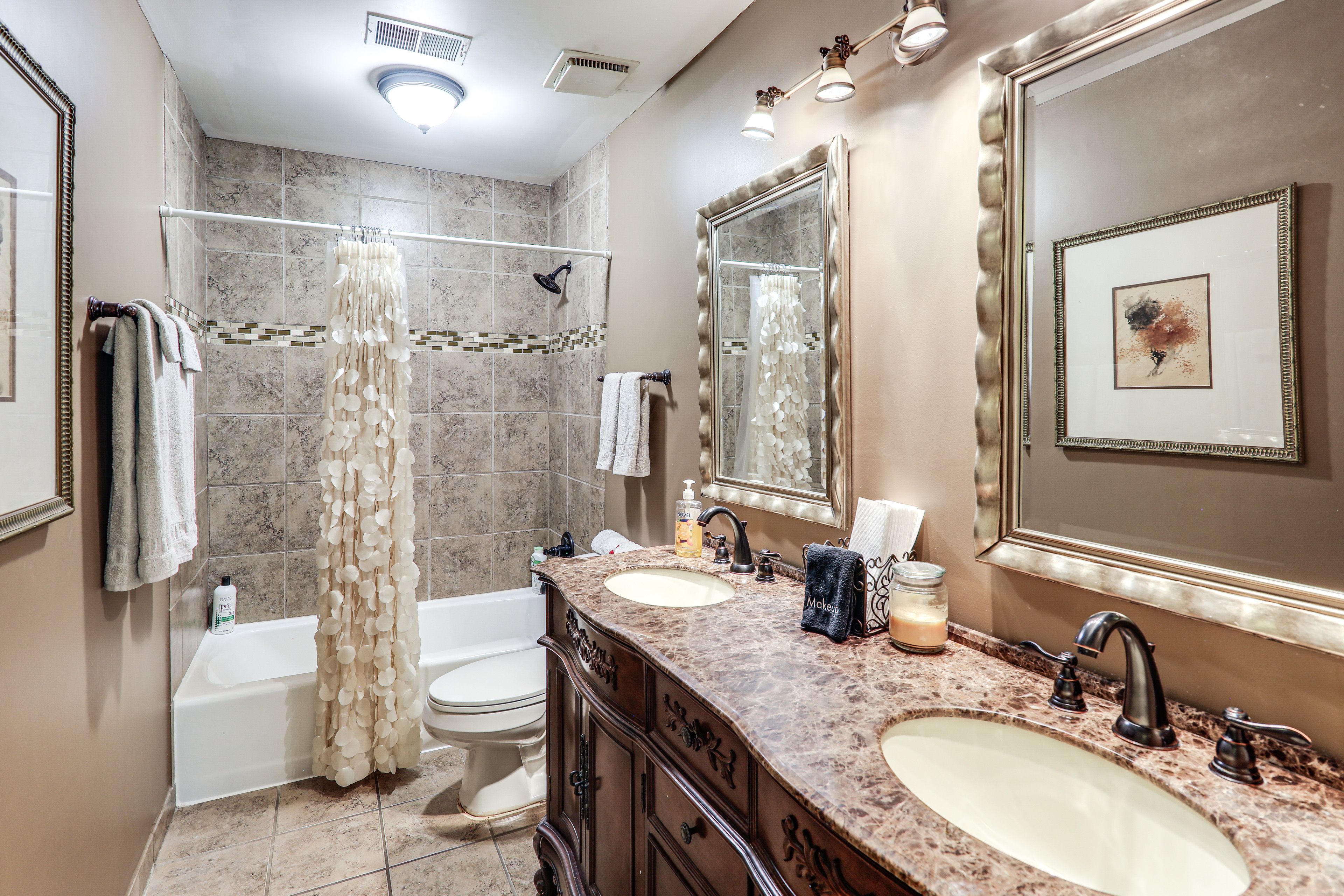 Full Bathroom