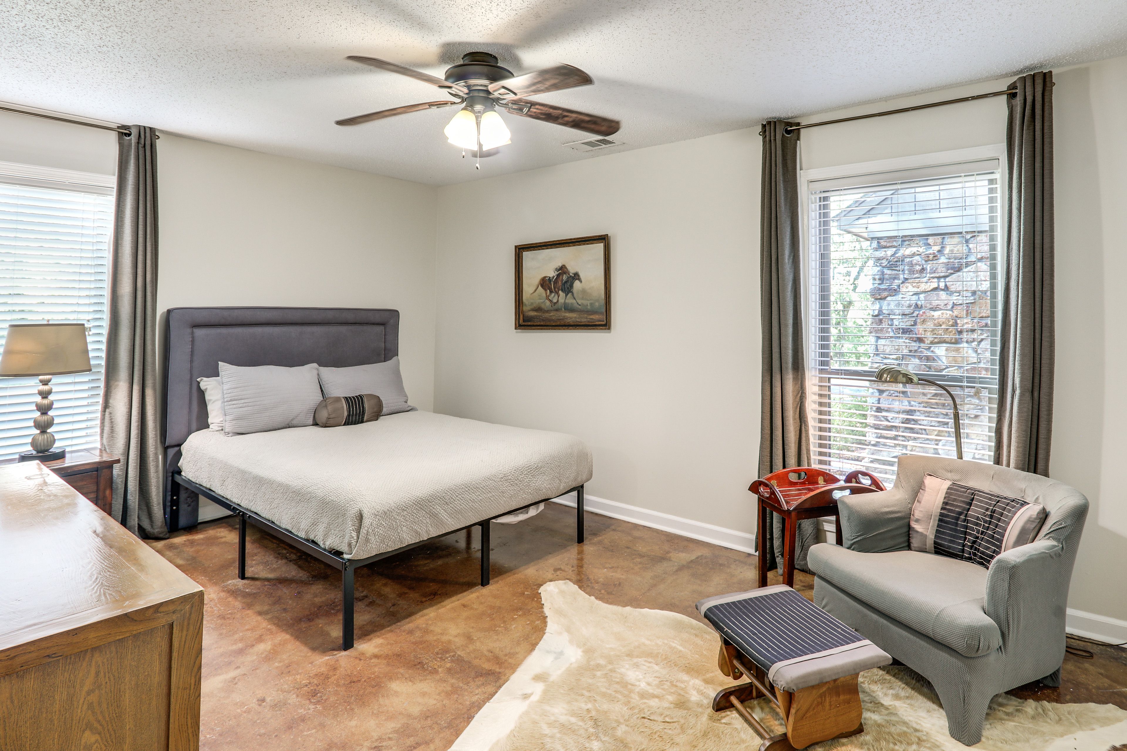 Bedroom 3 | Queen Bed