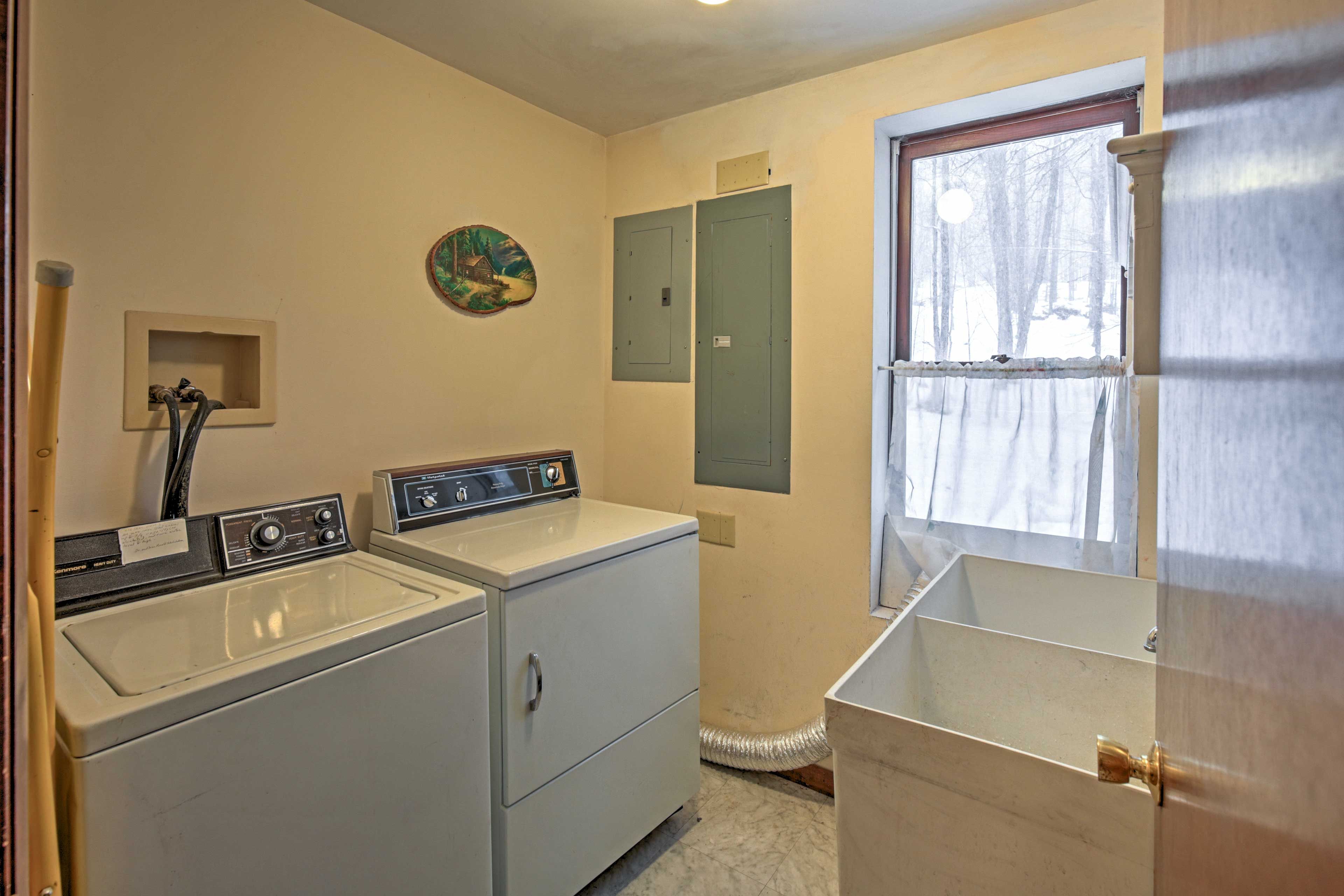 In-unit laundry machines are here for your convenience.