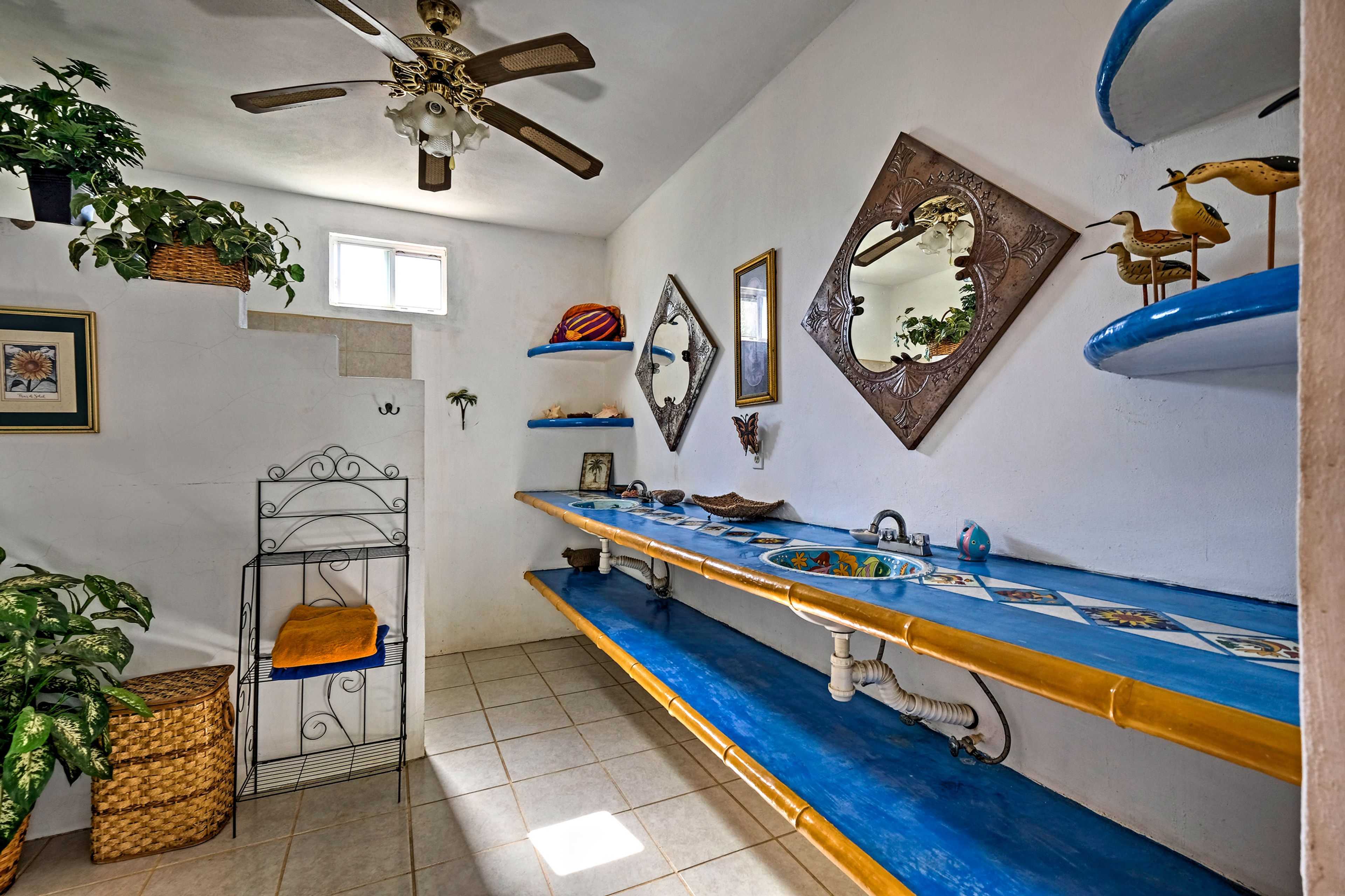 Bathroom | Towels Provided