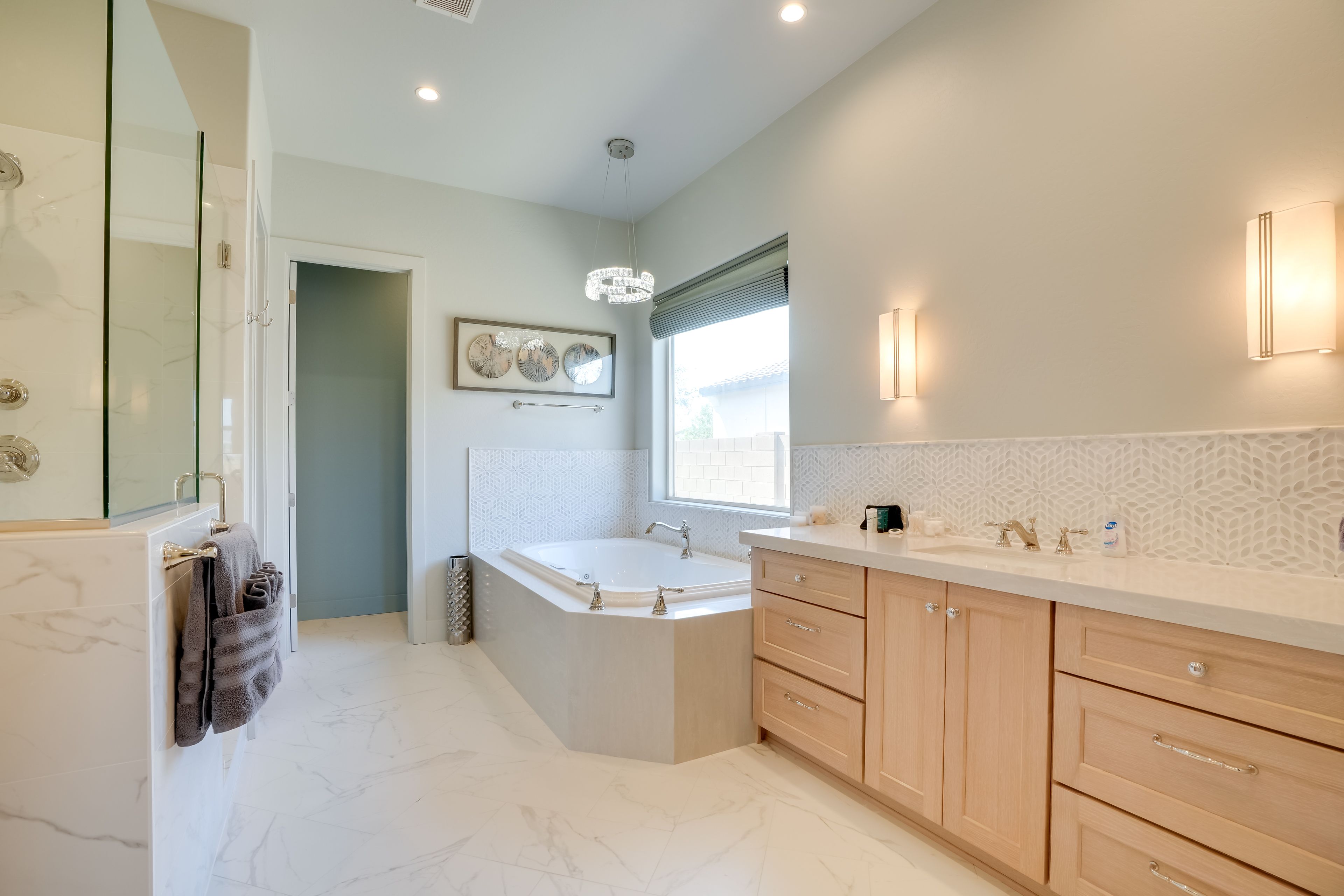 En-Suite Bathroom | Complimentary Toiletries