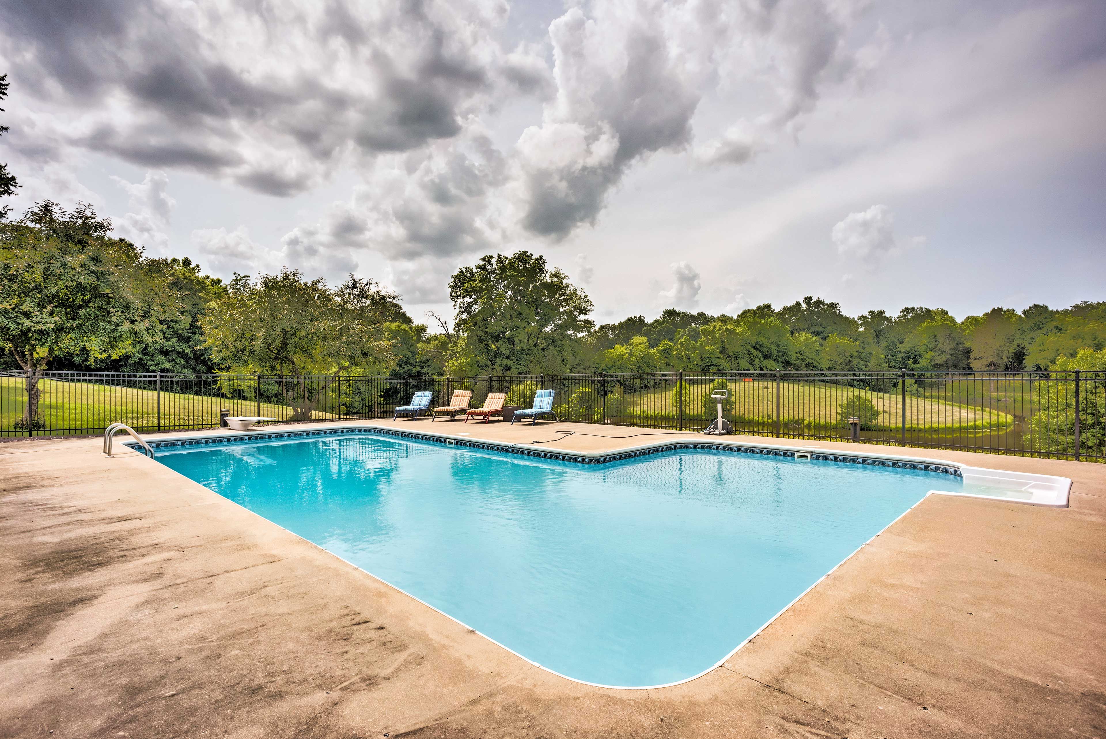 Shared Outdoor Pool