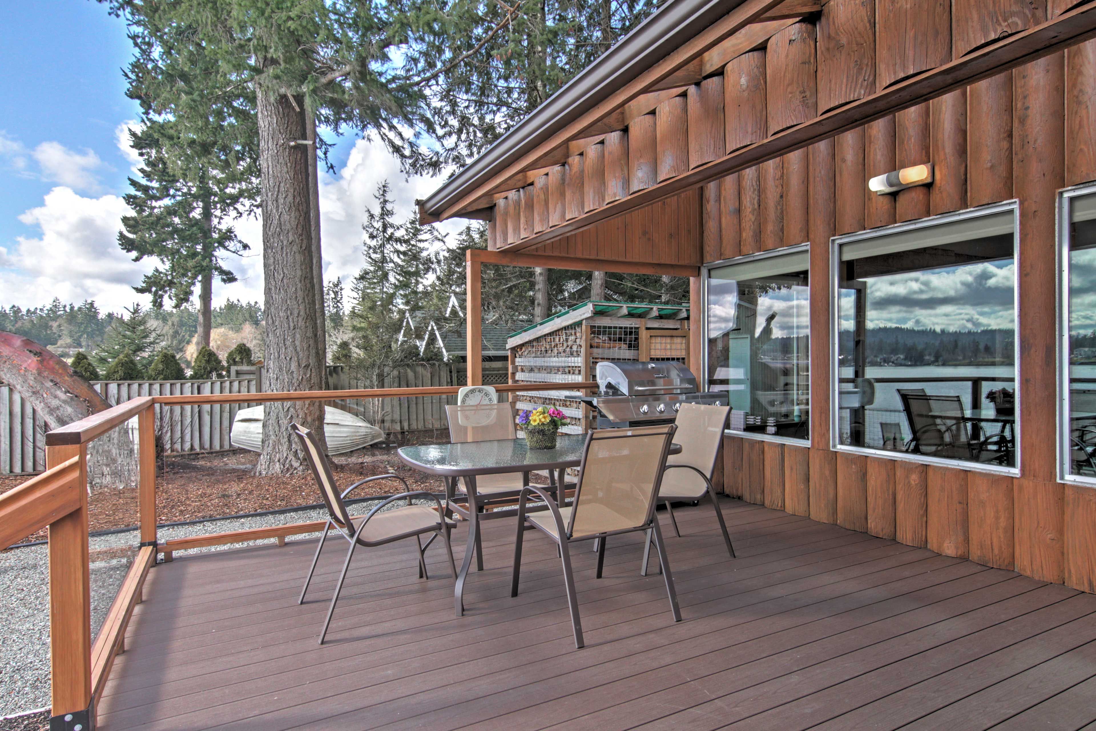 Private Deck