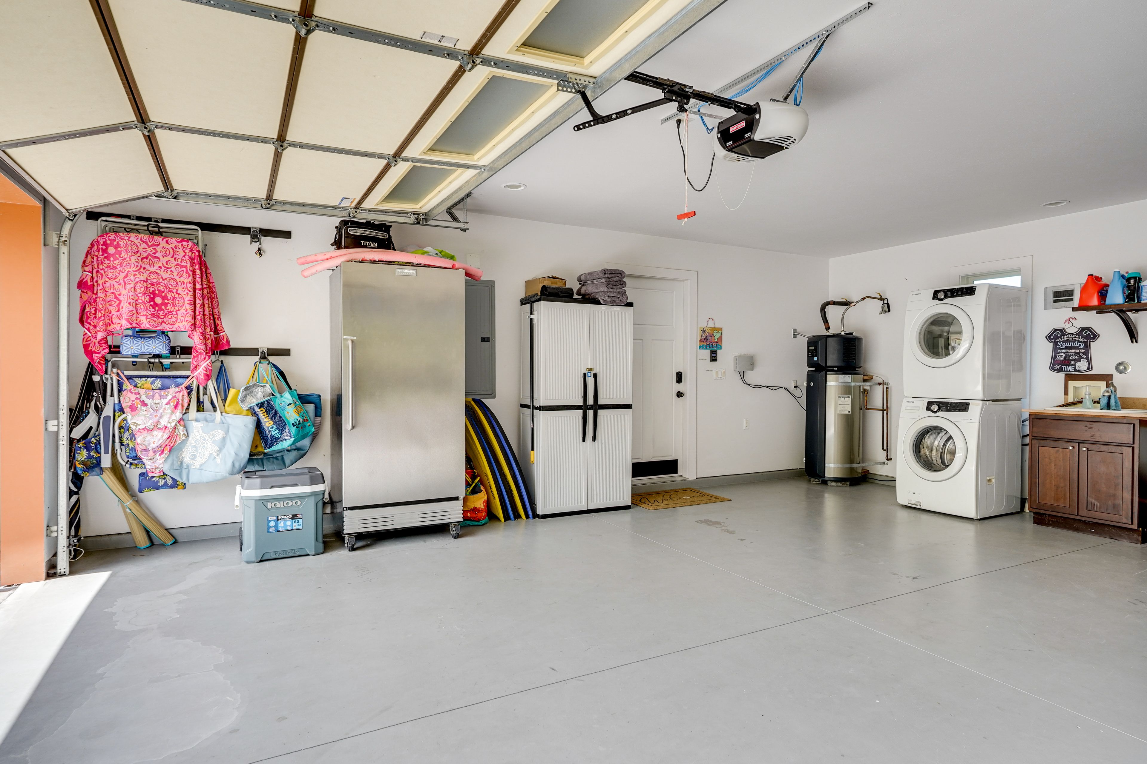 In-Unit Laundry | Linens & Towels Provided