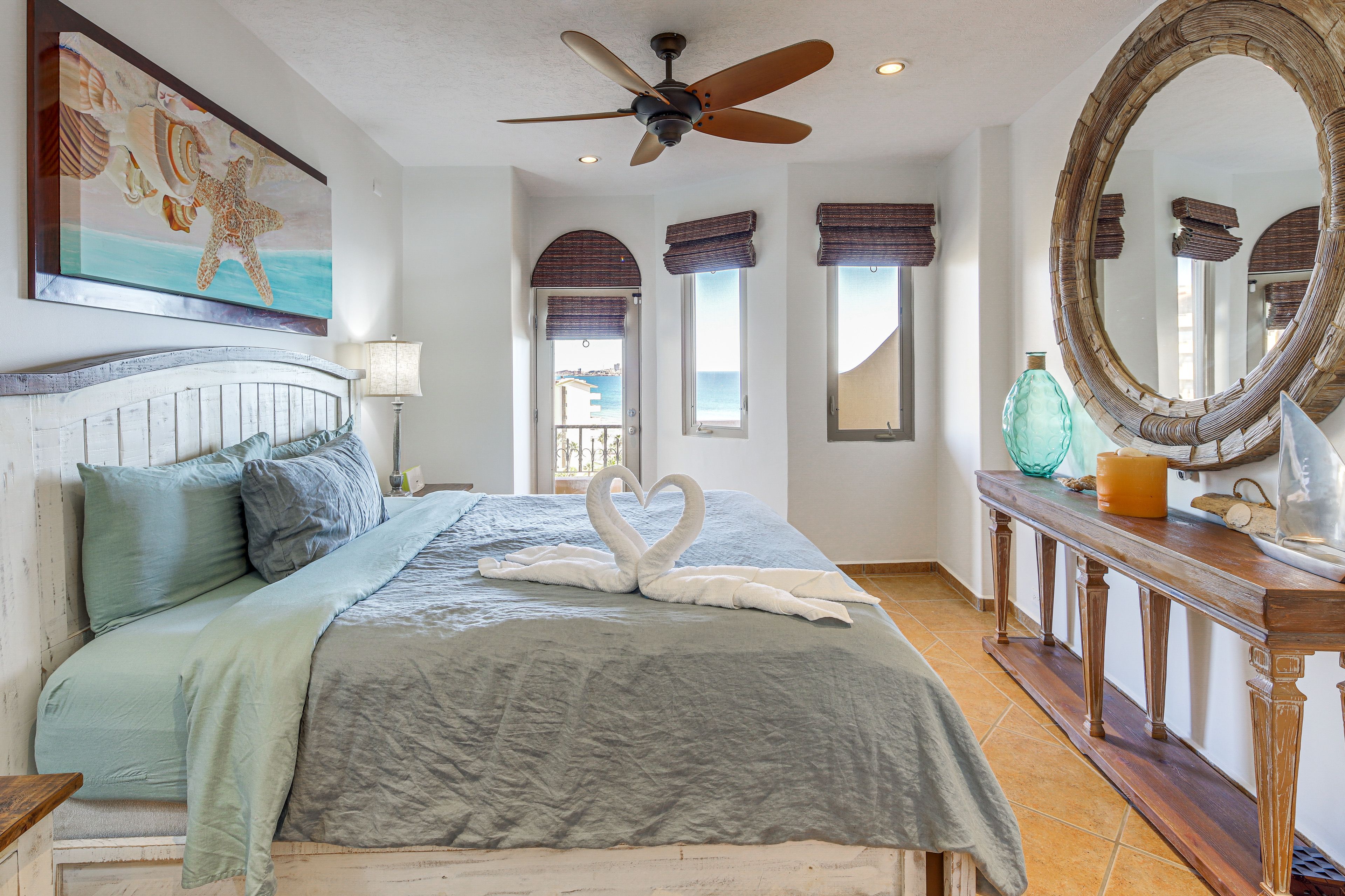 Bedroom 1 | King Bed | Balcony Access | En-Suite Bathroom