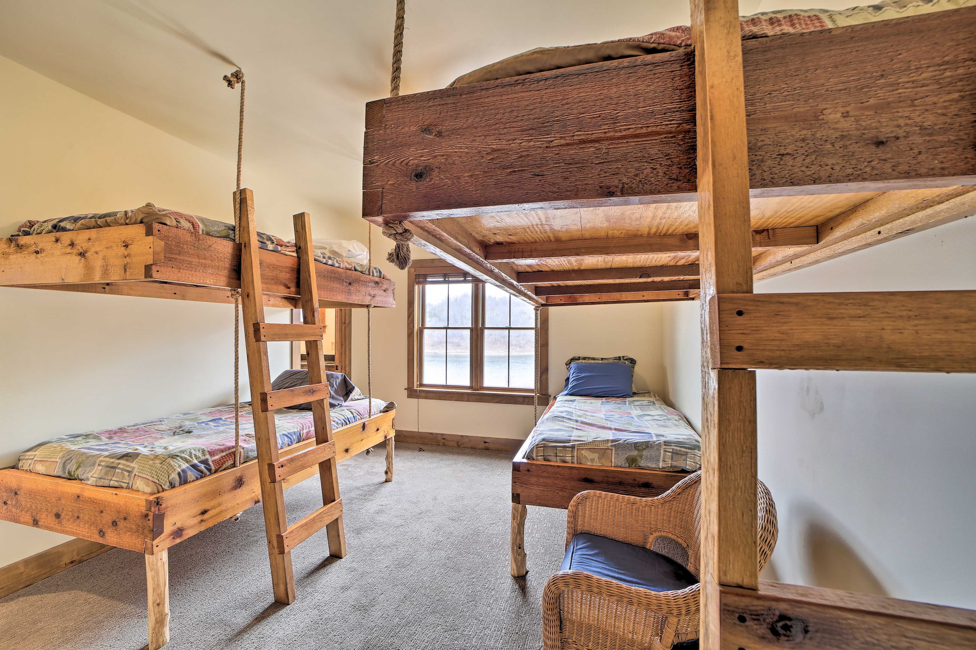 Bedroom 3 | 2 Twin Bunk Beds