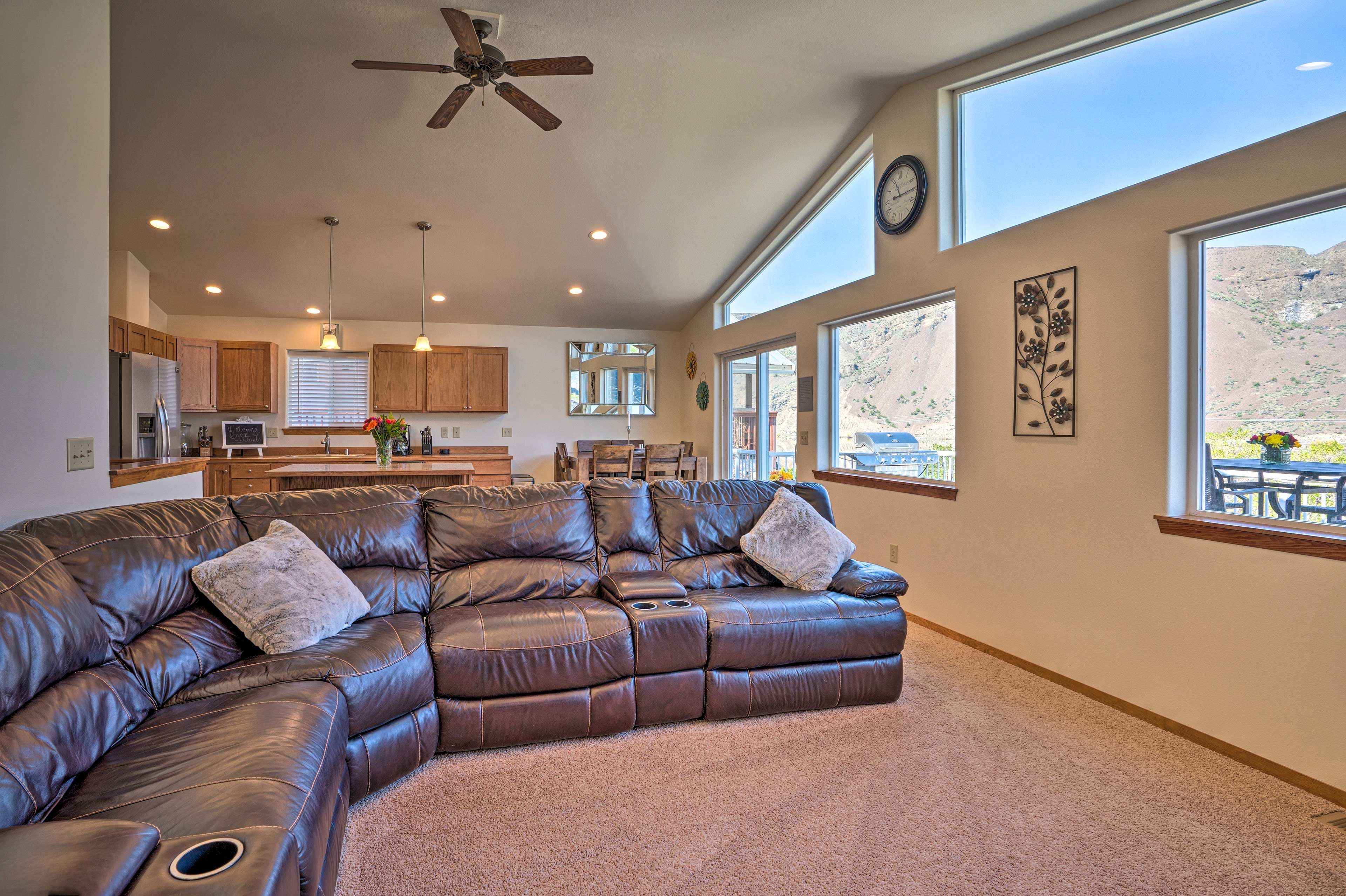 Living Room | Main Floor | 3 Steps to Enter