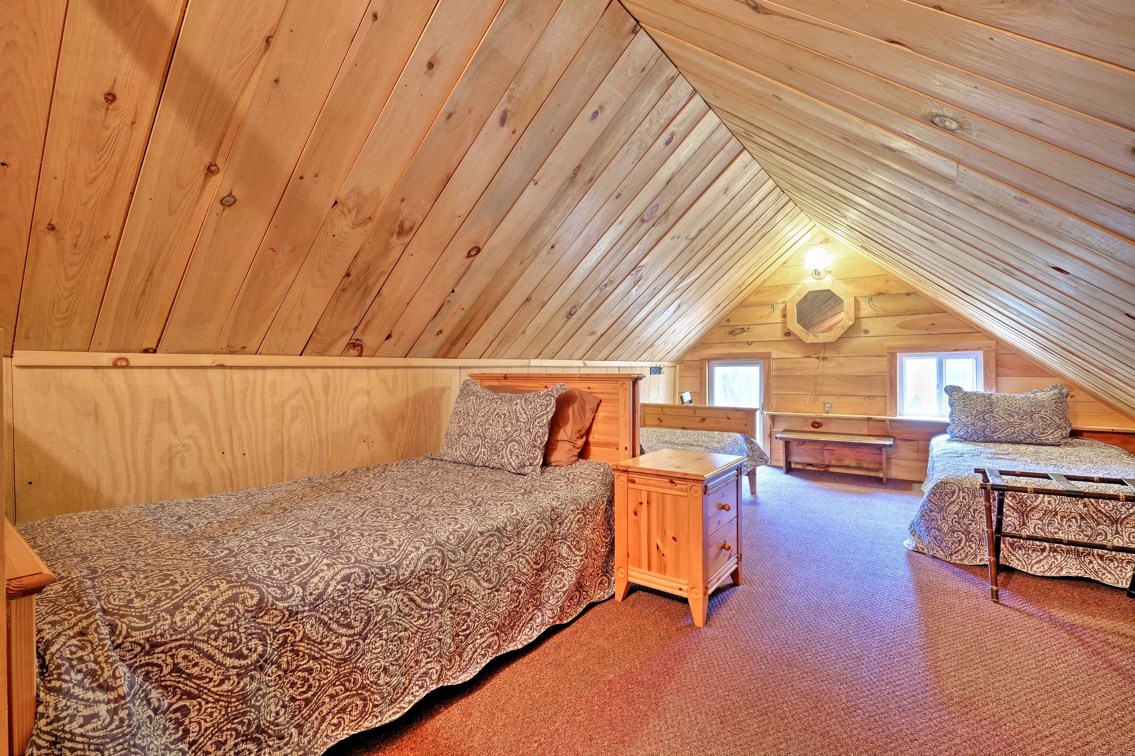 Bedroom 2 | 4 Twin Beds