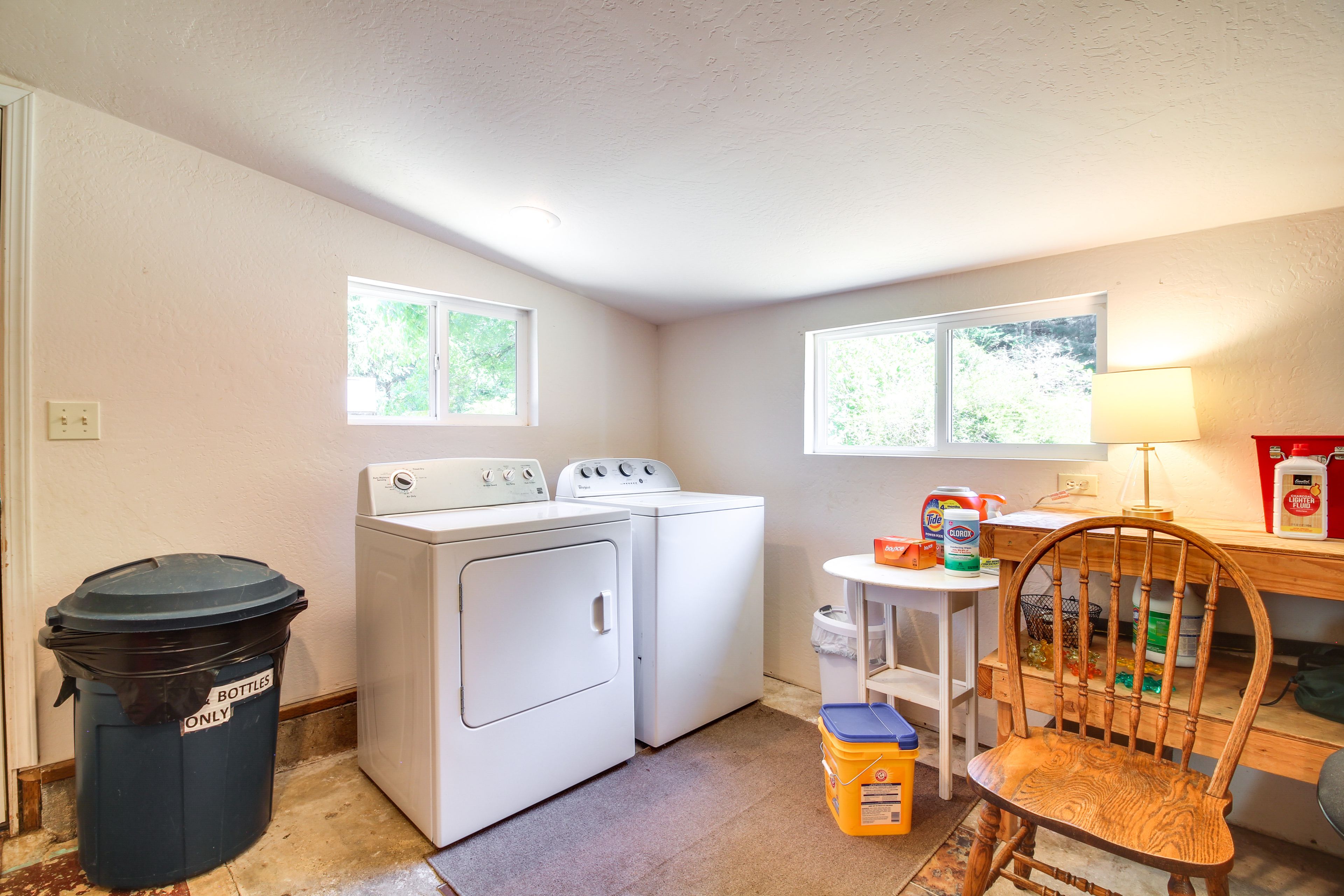 Laundry Room | Washer & Dryer