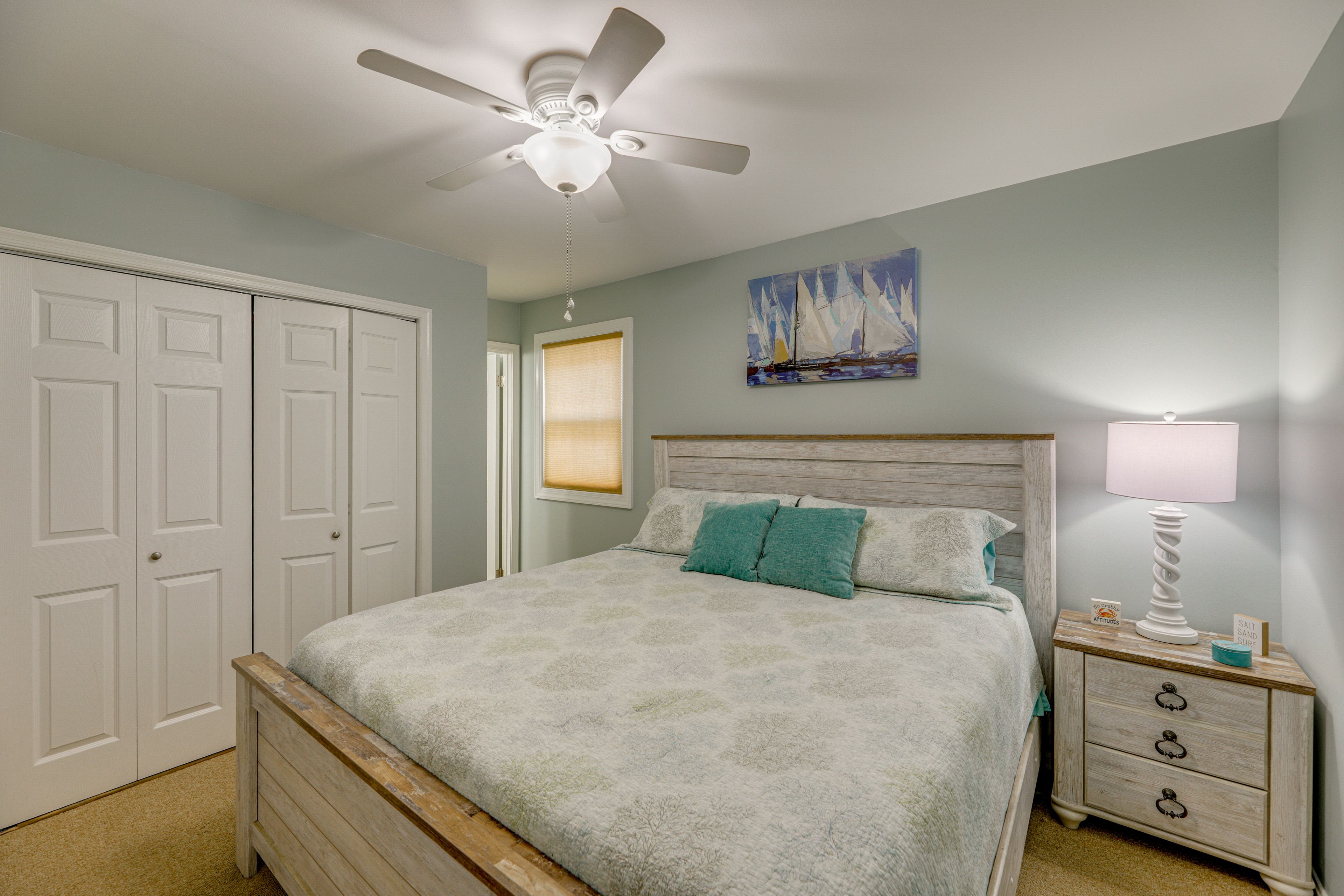 Bedroom 1 | King Bed