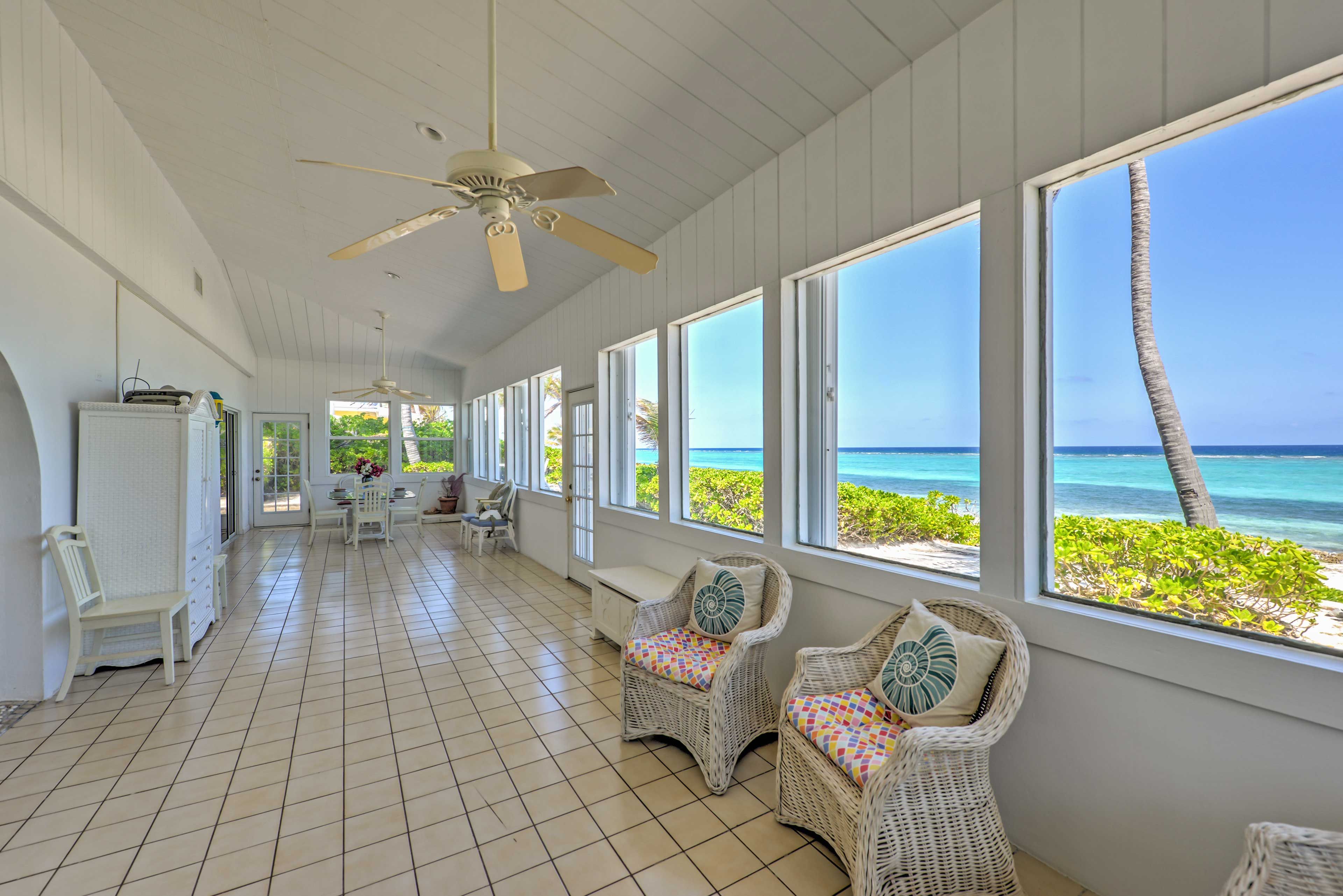 Sun Porch w/ Panoramic Ocean Views