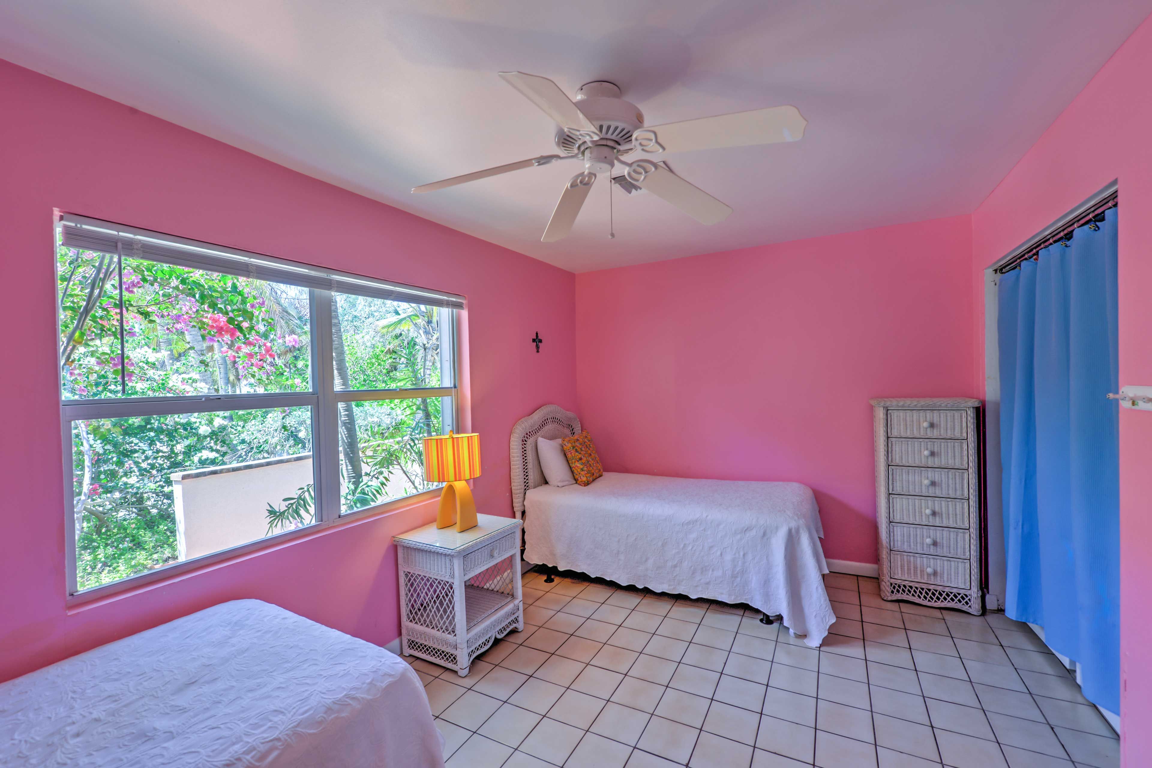 Bedroom 4 | 2 Twin Beds