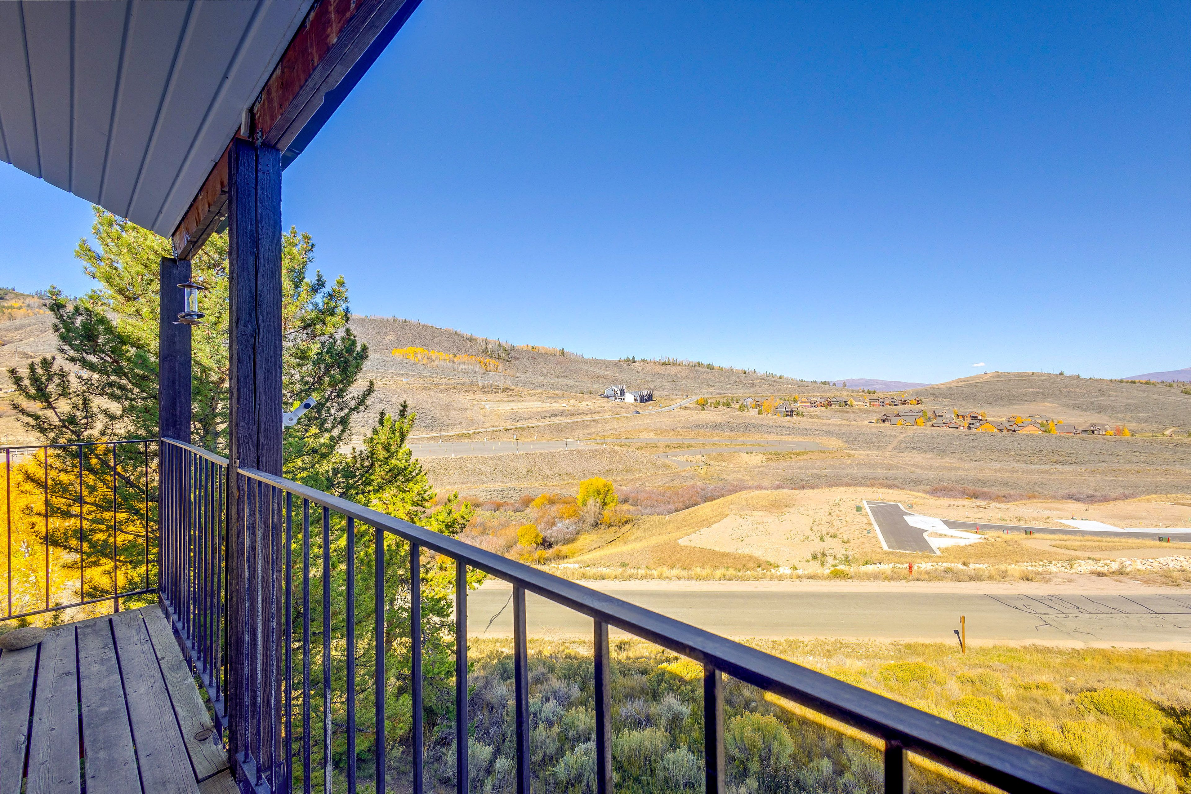 Deck | Mountain Views