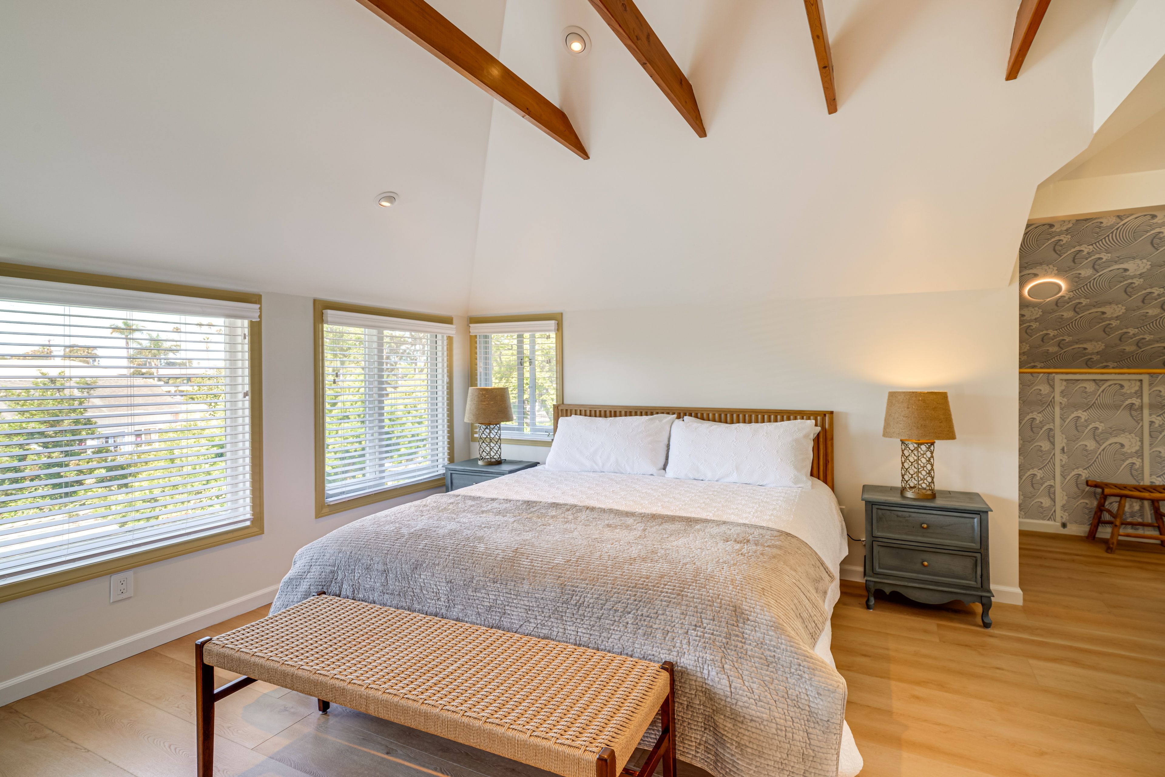 Bedroom | King Bed