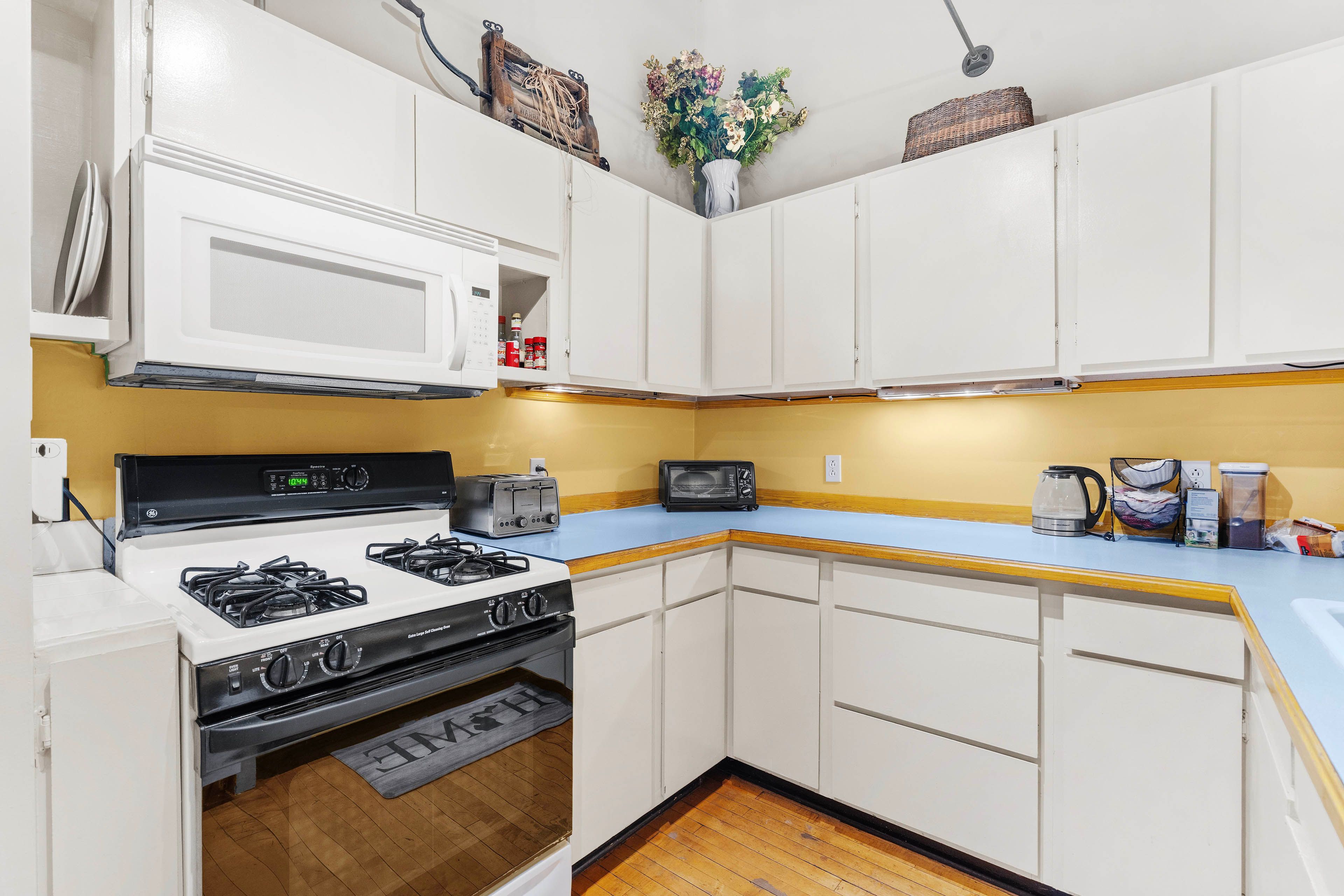 Kitchen | Ice Maker | Toaster | Blender