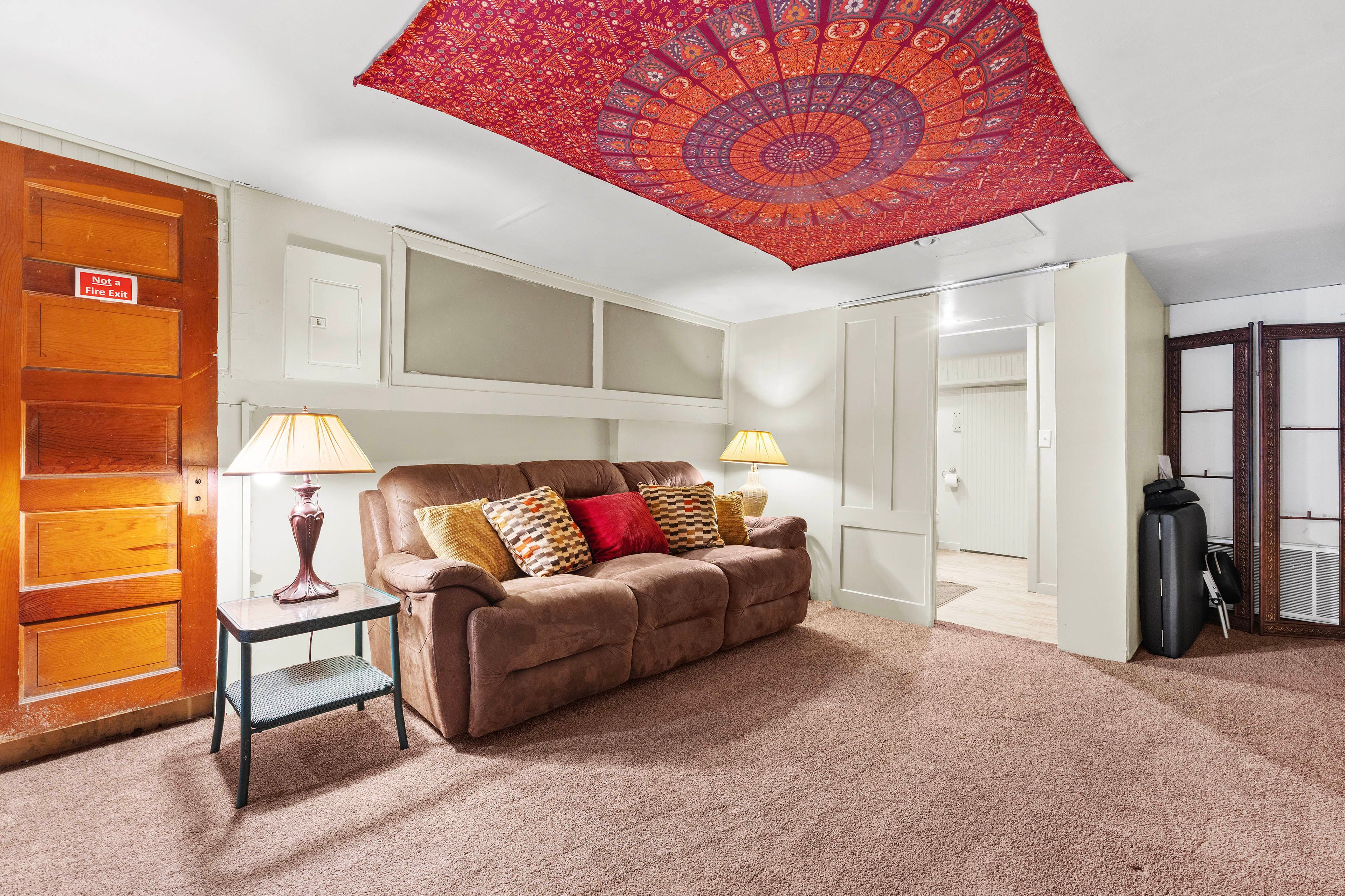 Serenity Room | Loft | Massage Table