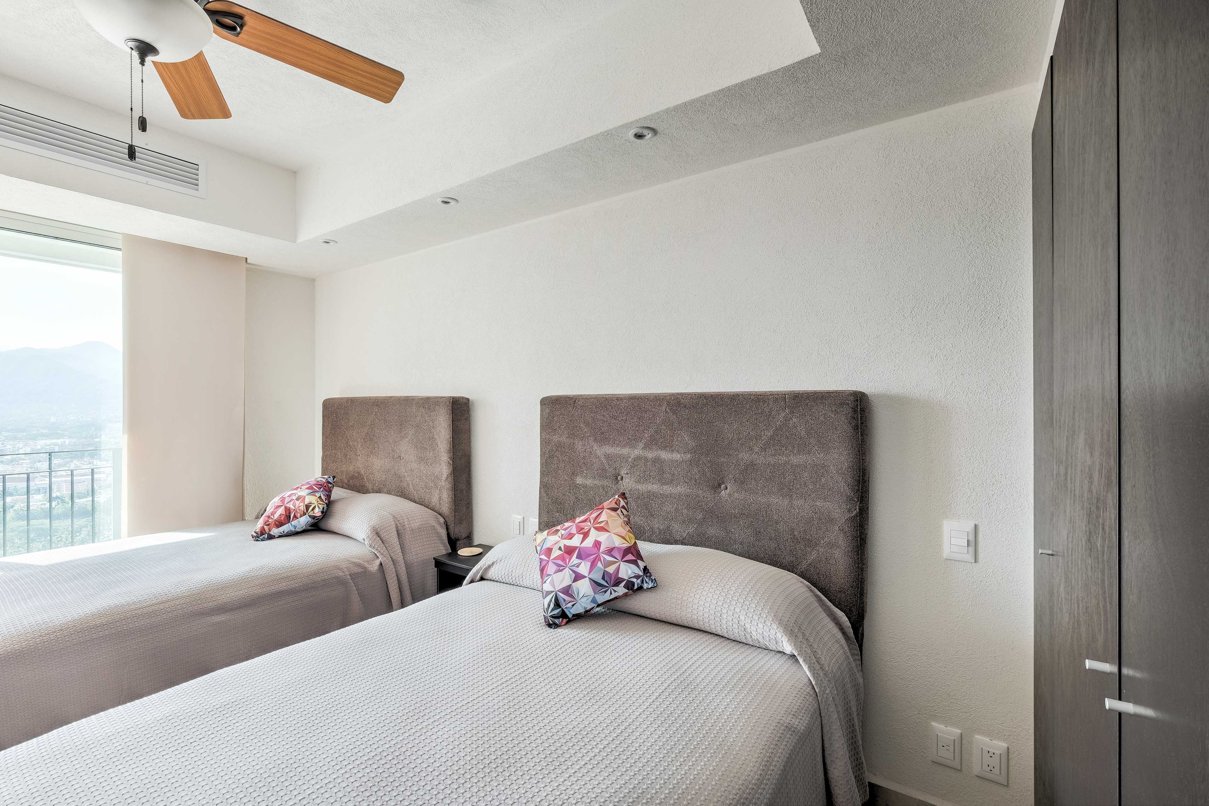 Bedroom 2 | 2 Full Beds