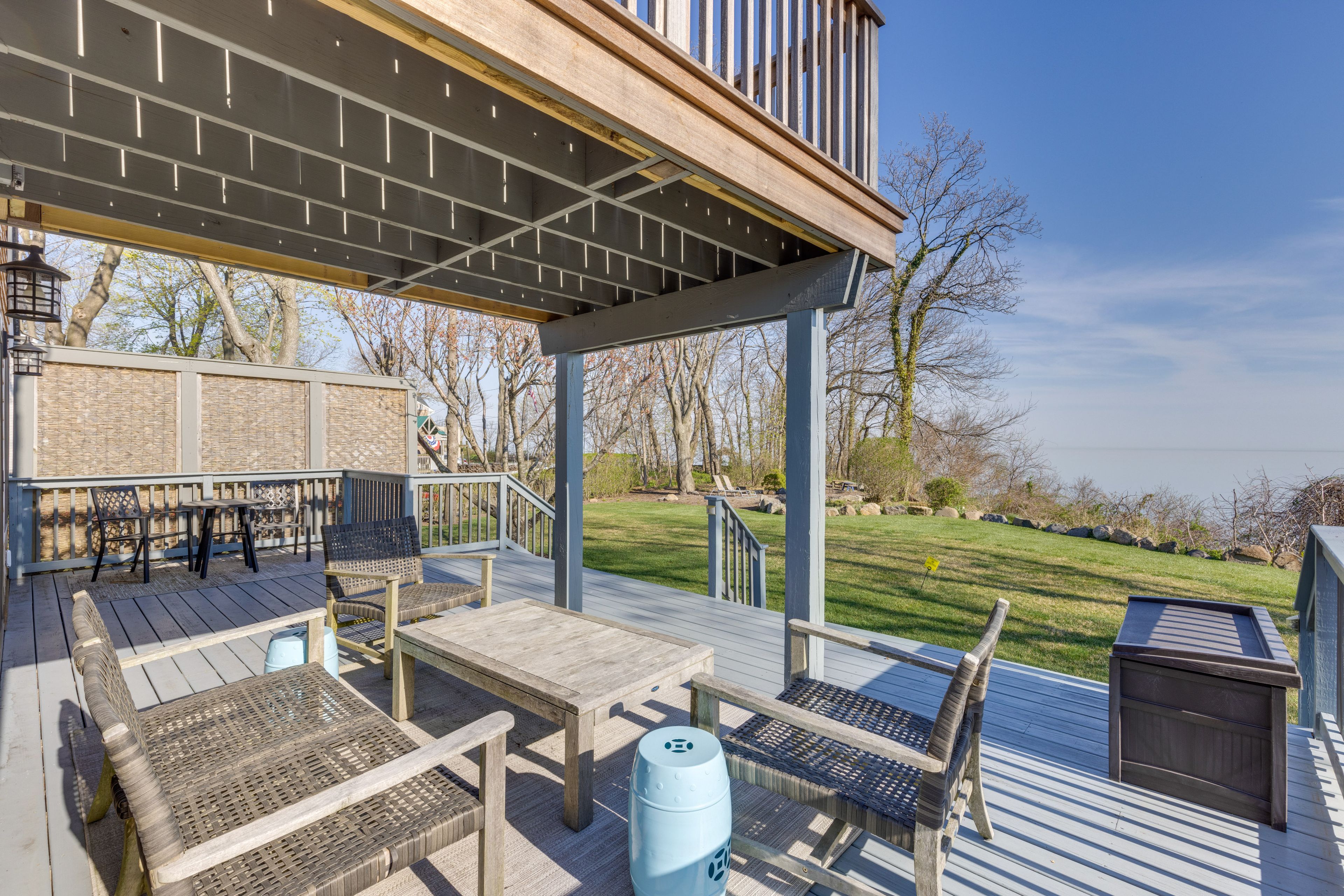Private Deck