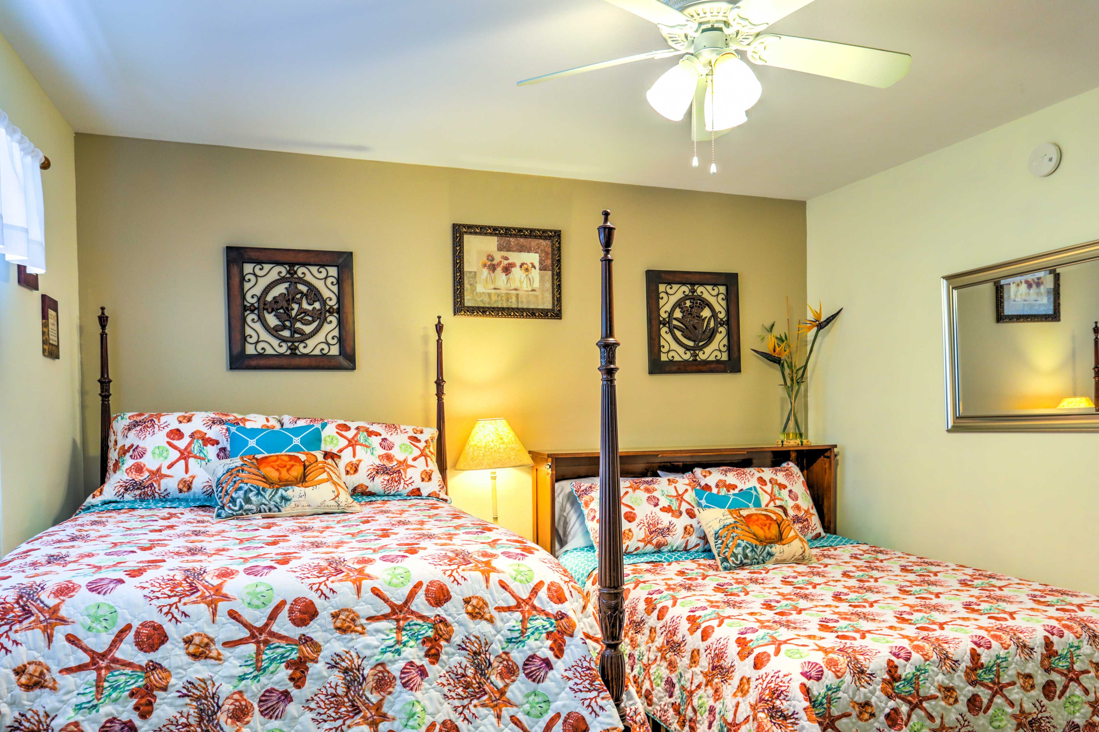 Bedroom 2 | Full Bed | Queen Bed