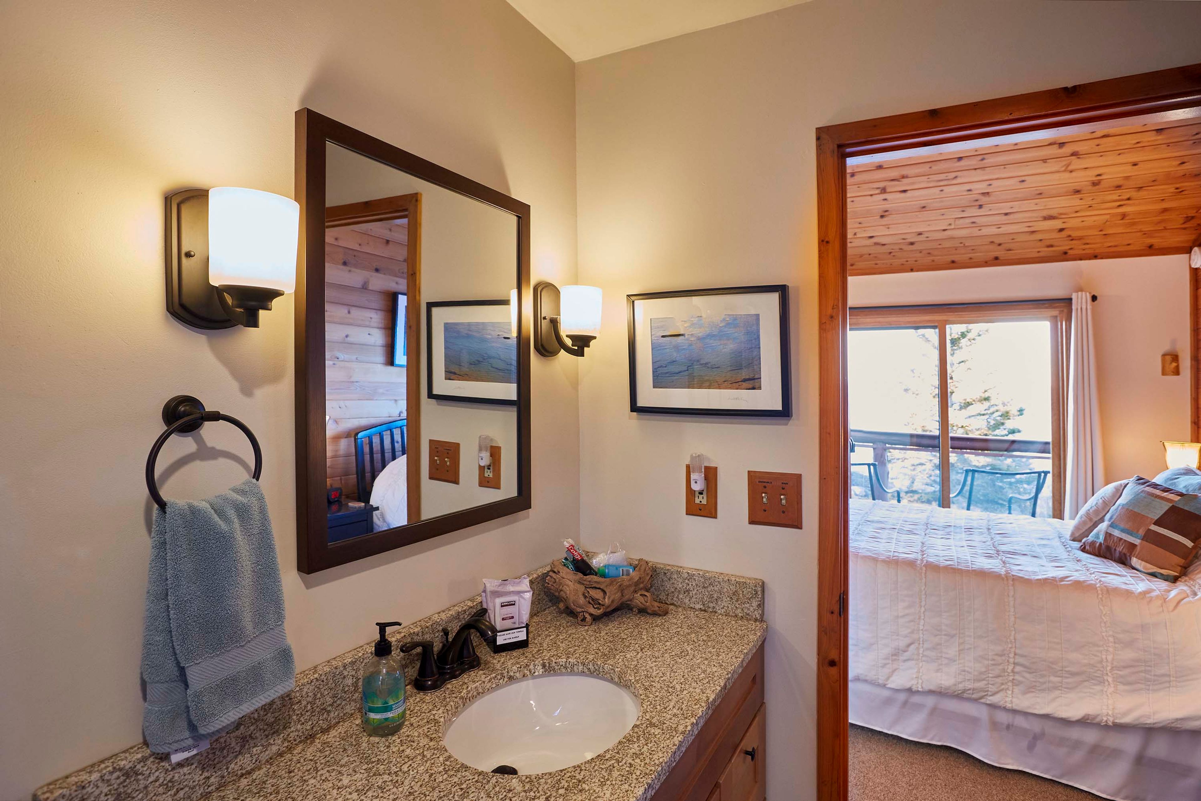 Full Bathroom